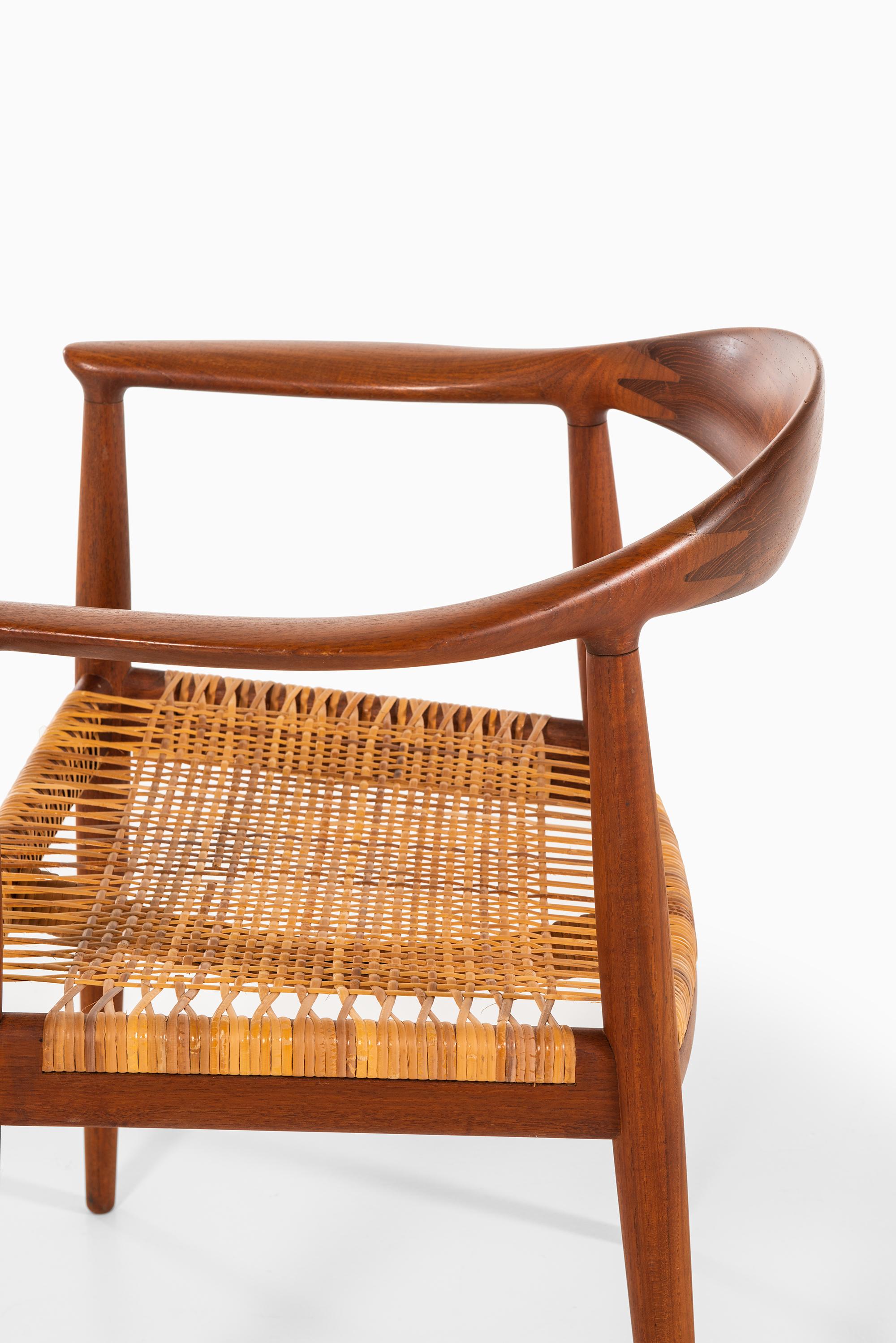 Hans Wegner JH-501, the Chair Produced by Johannes Hansen in Denmark In Good Condition In Limhamn, Skåne län