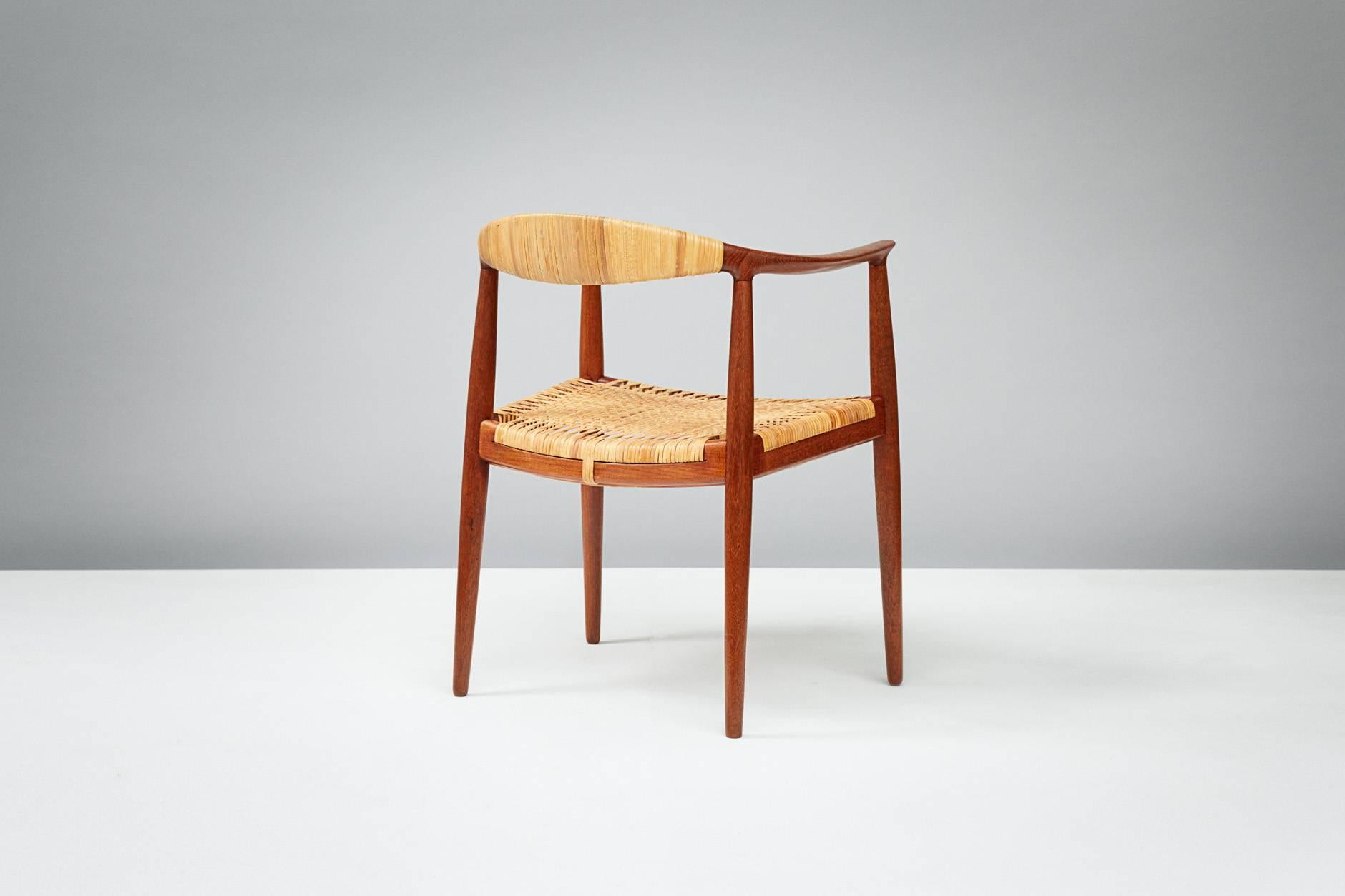 Scandinavian Modern Hans Wegner JH-501 'The Chair', Teak
