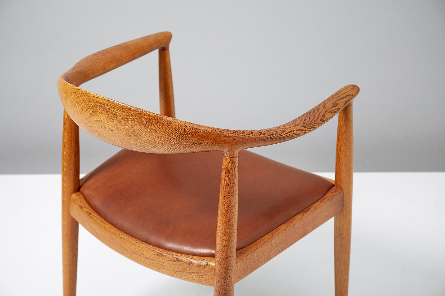 Mid-20th Century Hans Wegner JH-503 Chair, Oak
