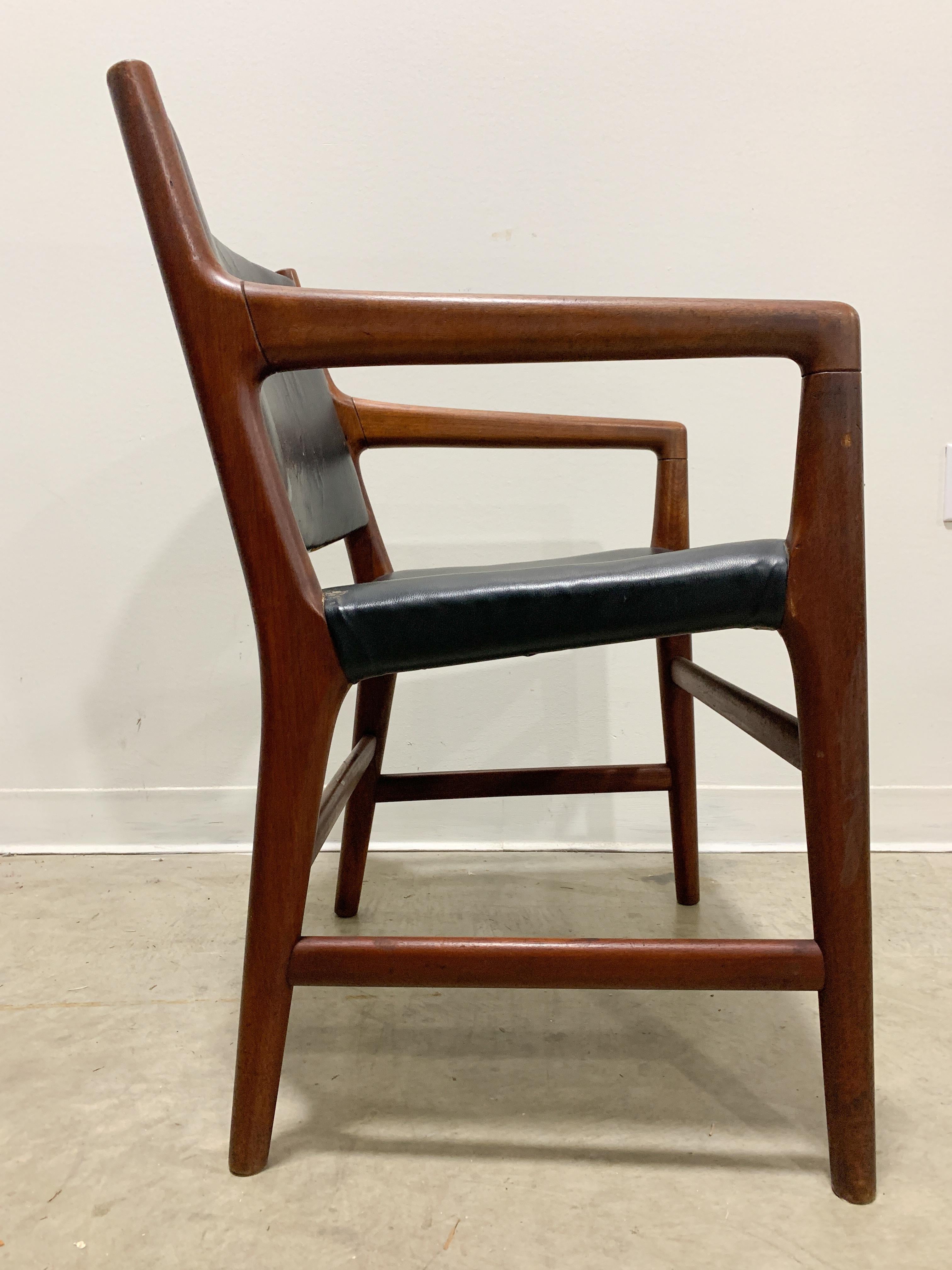 Hans Wegner JH-507 Armchair in Teak and Leather For Sale 1