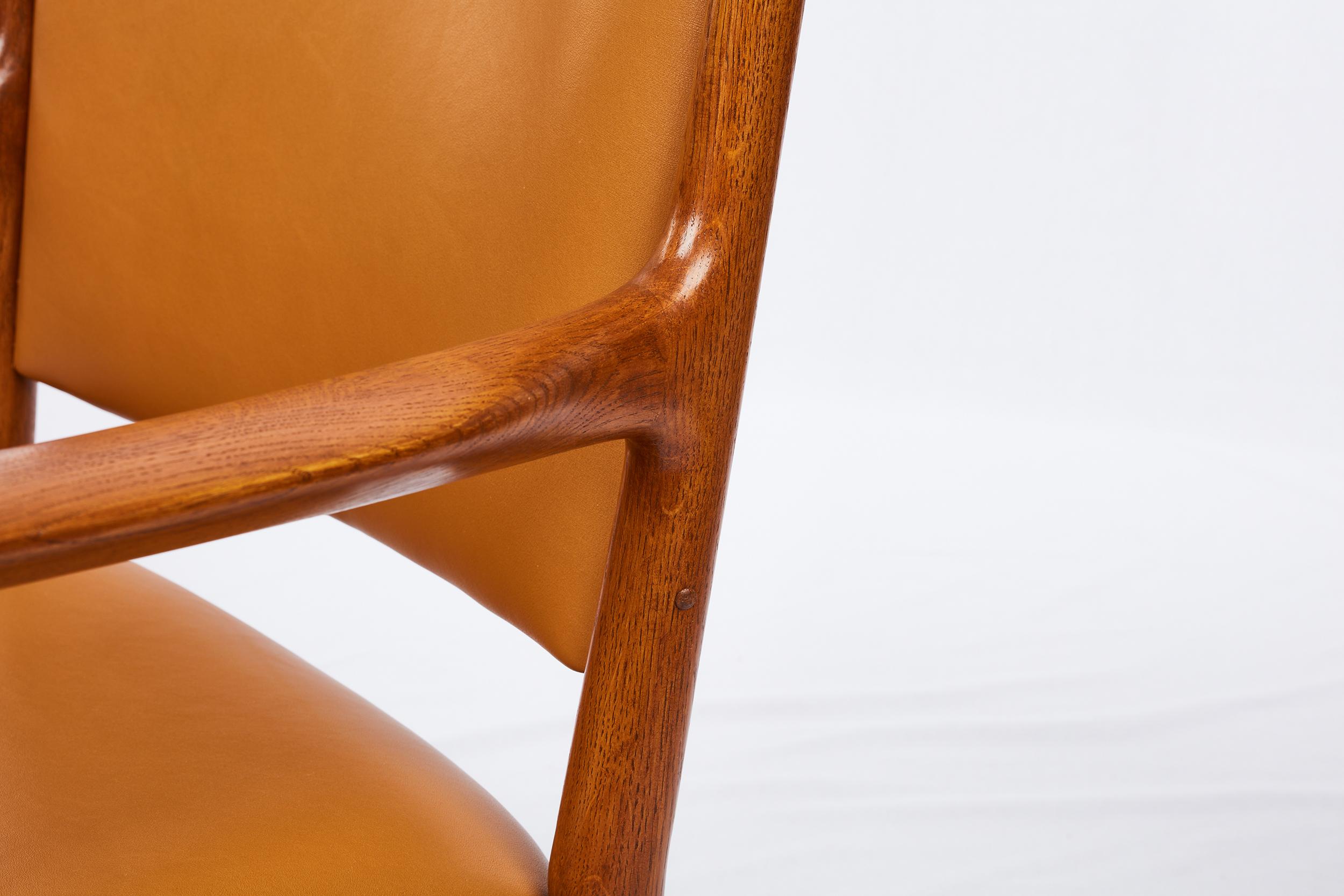 Hans Wegner JH-509 Armchair For Sale 4