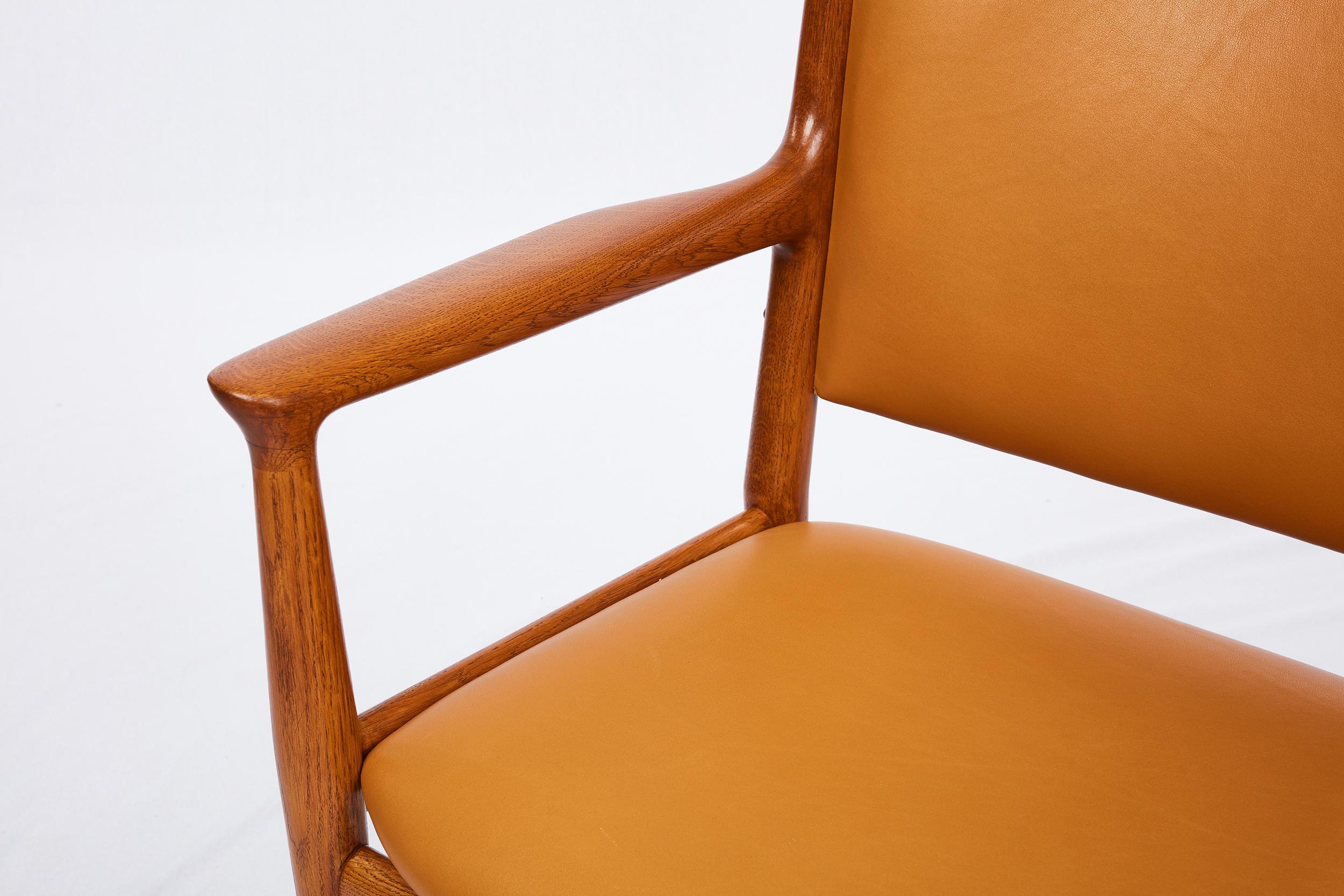 Leather Hans Wegner JH-509 Armchair For Sale