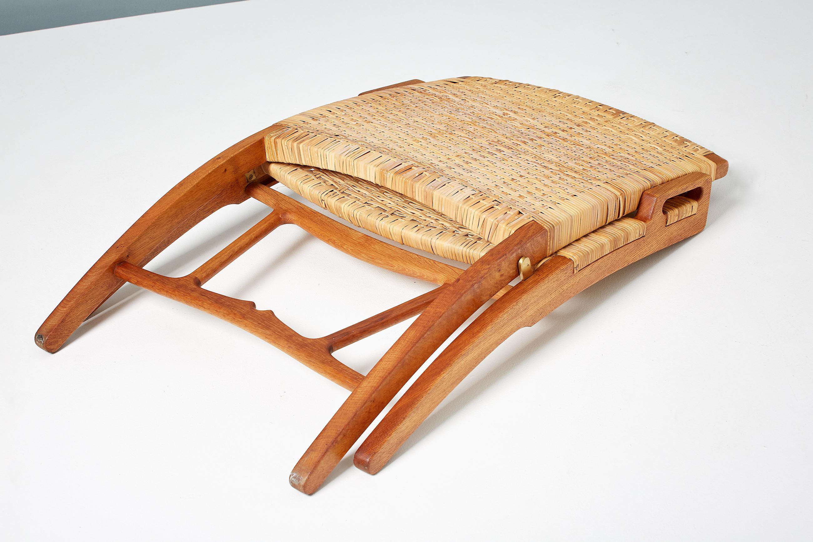 Rattan Hans Wegner JH-512 Oak Folding Chair, c. 1950s For Sale