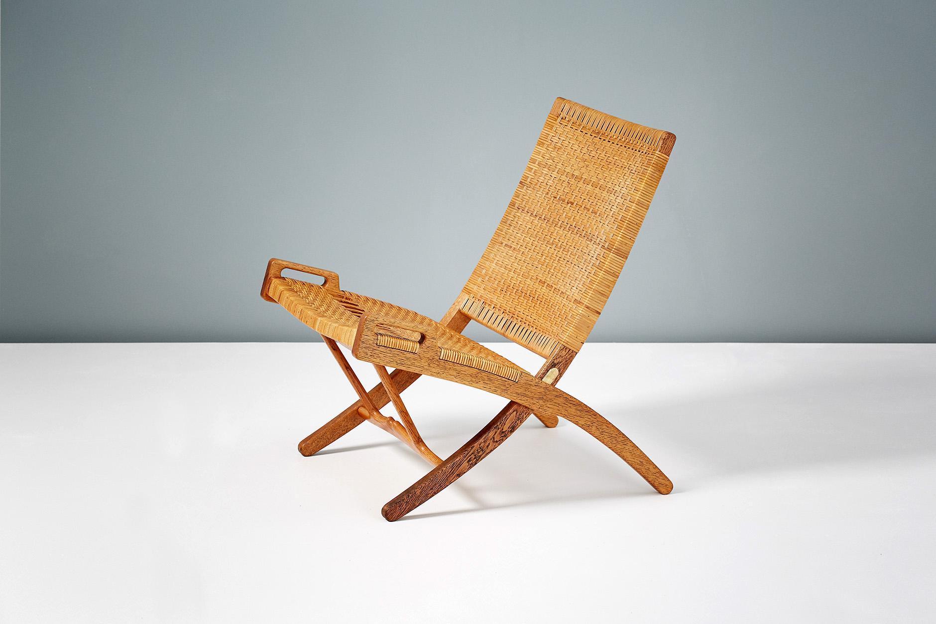 One of Danish master Hans J. Wegner's most important and iconic works. The model 512 chair was produced by master cabinetmaker Johannes Hansen in Copenhagen during their golden period of collaboration that also produced the China chair, Wishbone