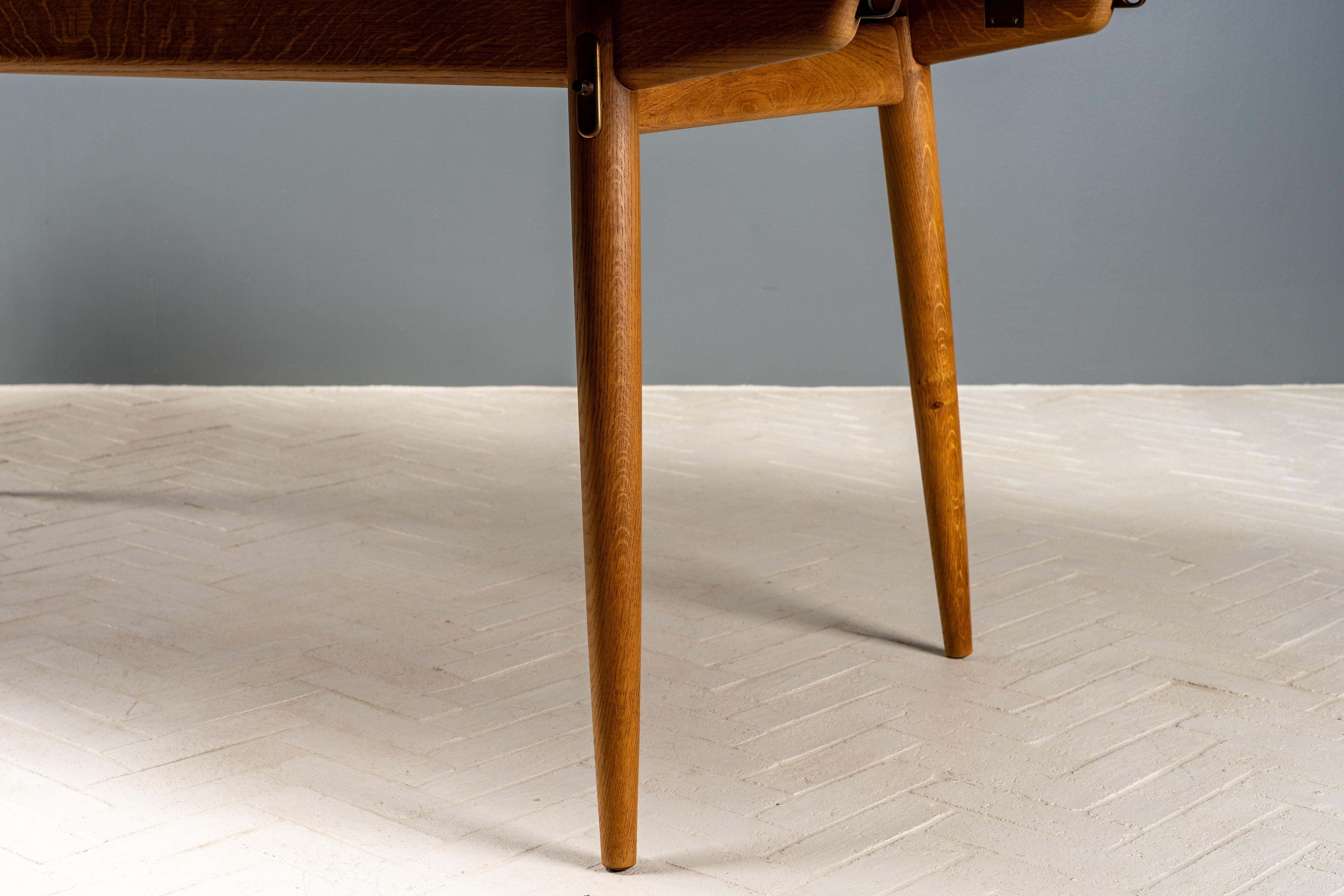 Tavolo da pranzo Hans Wegner JH-570 in vendita 6