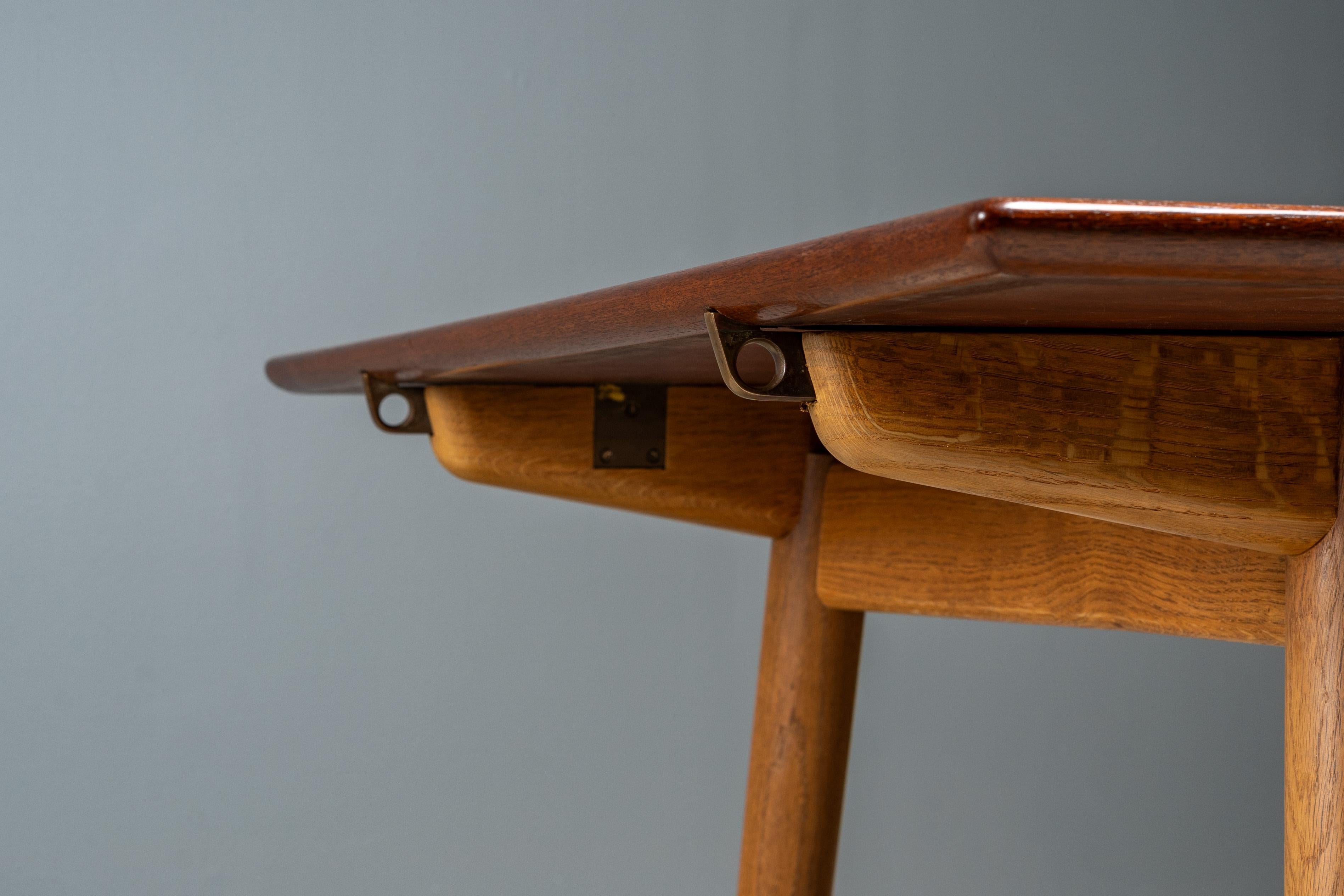 Tavolo da pranzo Hans Wegner JH-570 in vendita 7