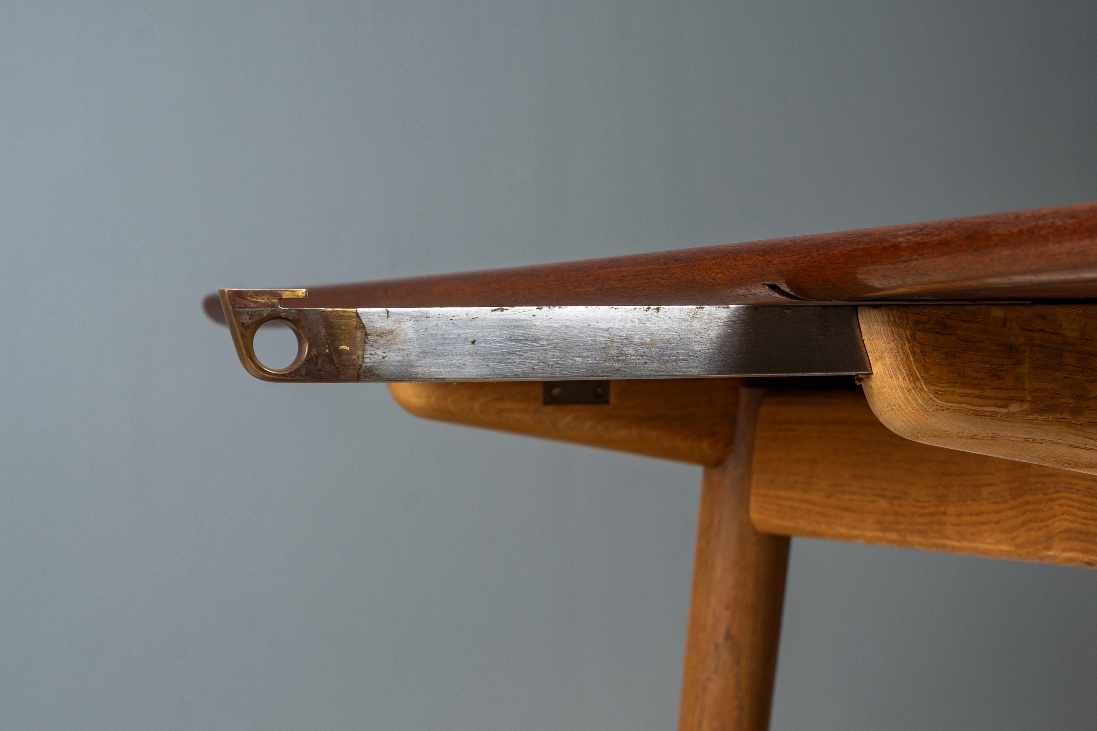 Tavolo da pranzo Hans Wegner JH-570 in vendita 8