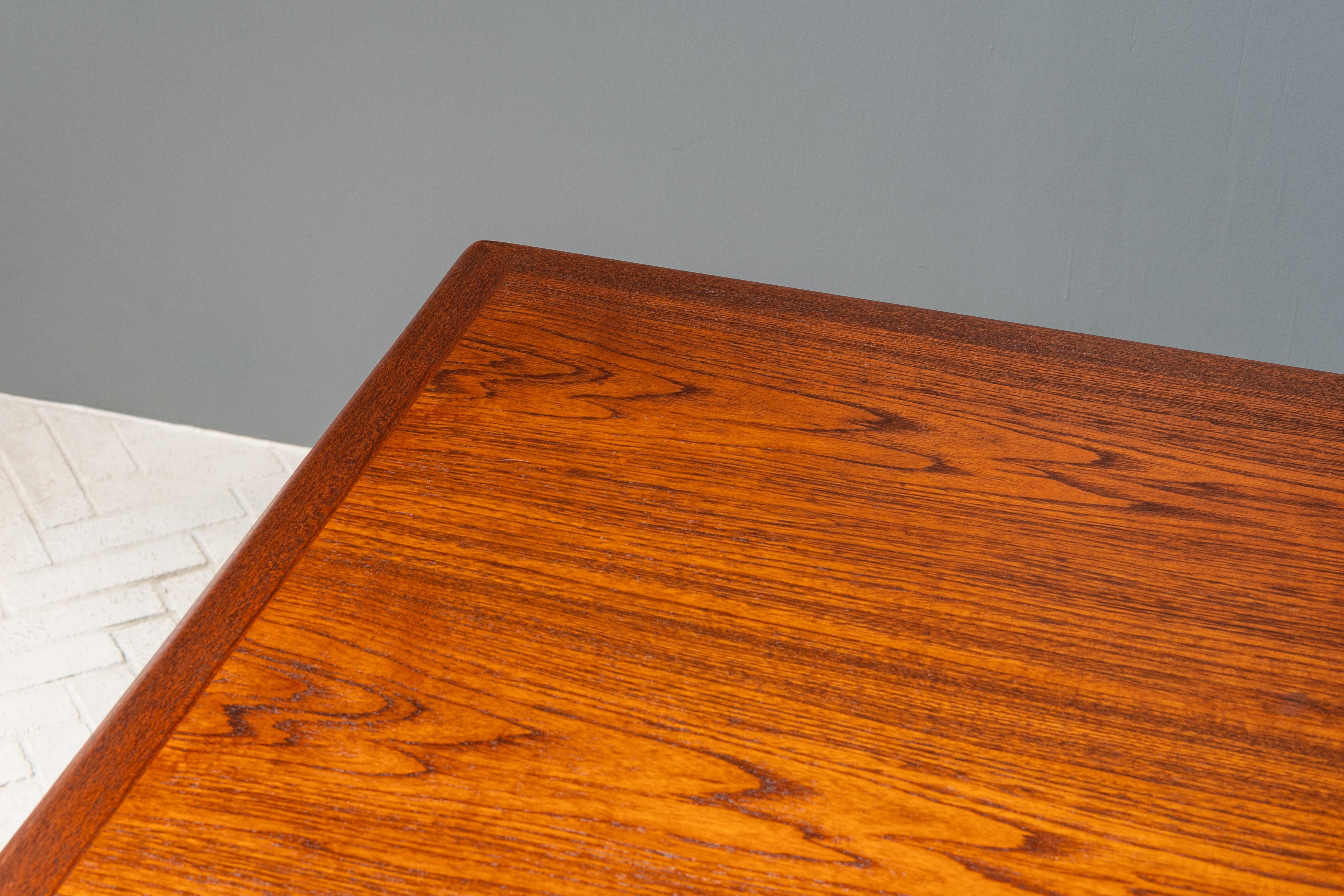 Danese Tavolo da pranzo Hans Wegner JH-570 in vendita