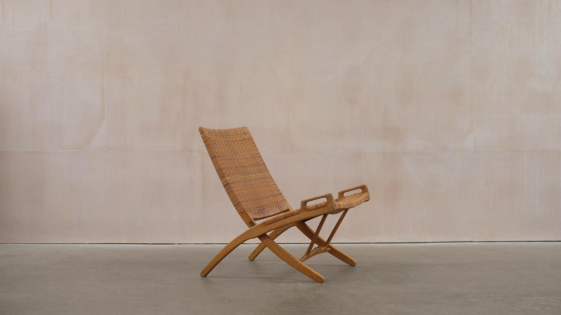 Scandinavian Modern Hans Wegner JH512 Folding Chair