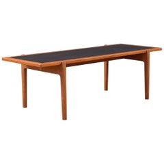 Hans Wegner JH575 Couchtisch