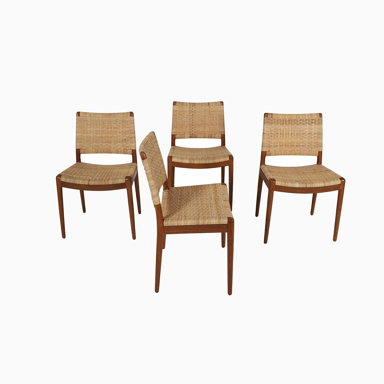 20th Century Hans Wegner Johannes Hansen Dining Chairs, Model JH504