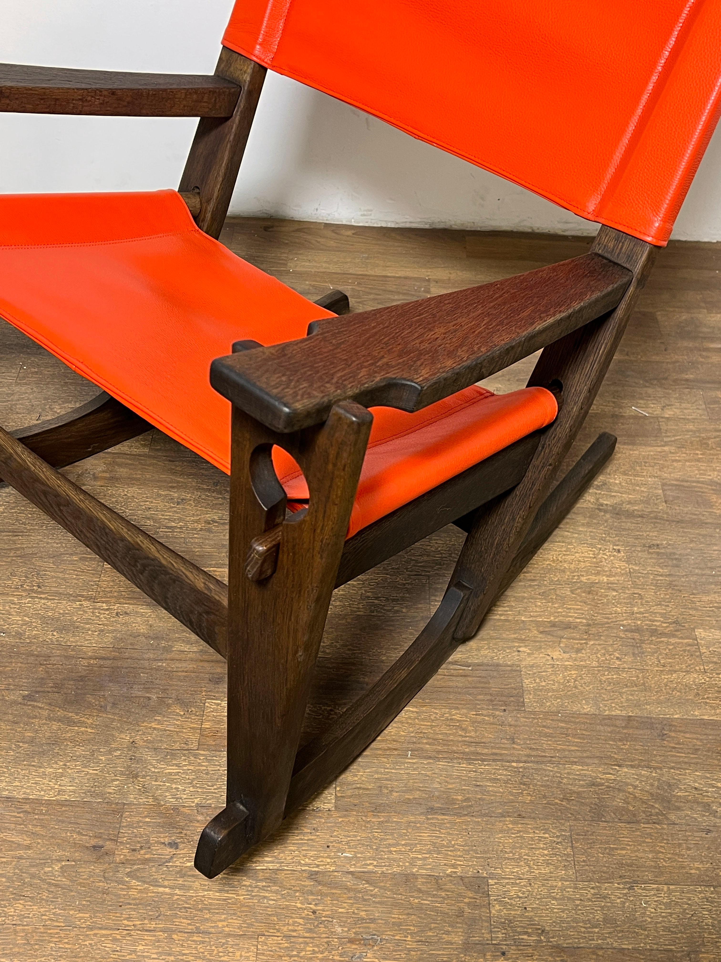 Danese Dondolo con buco della serratura di Hans Wegner per Getama, Danimarca, in Oak e pelle, CIRCA 1960 in vendita