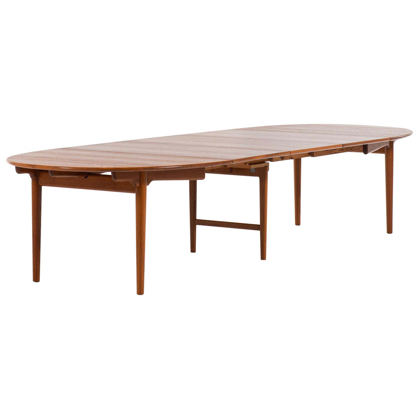 Hans Wegner Large Dining Table Model JH-567 by Johannes Hansen in ...