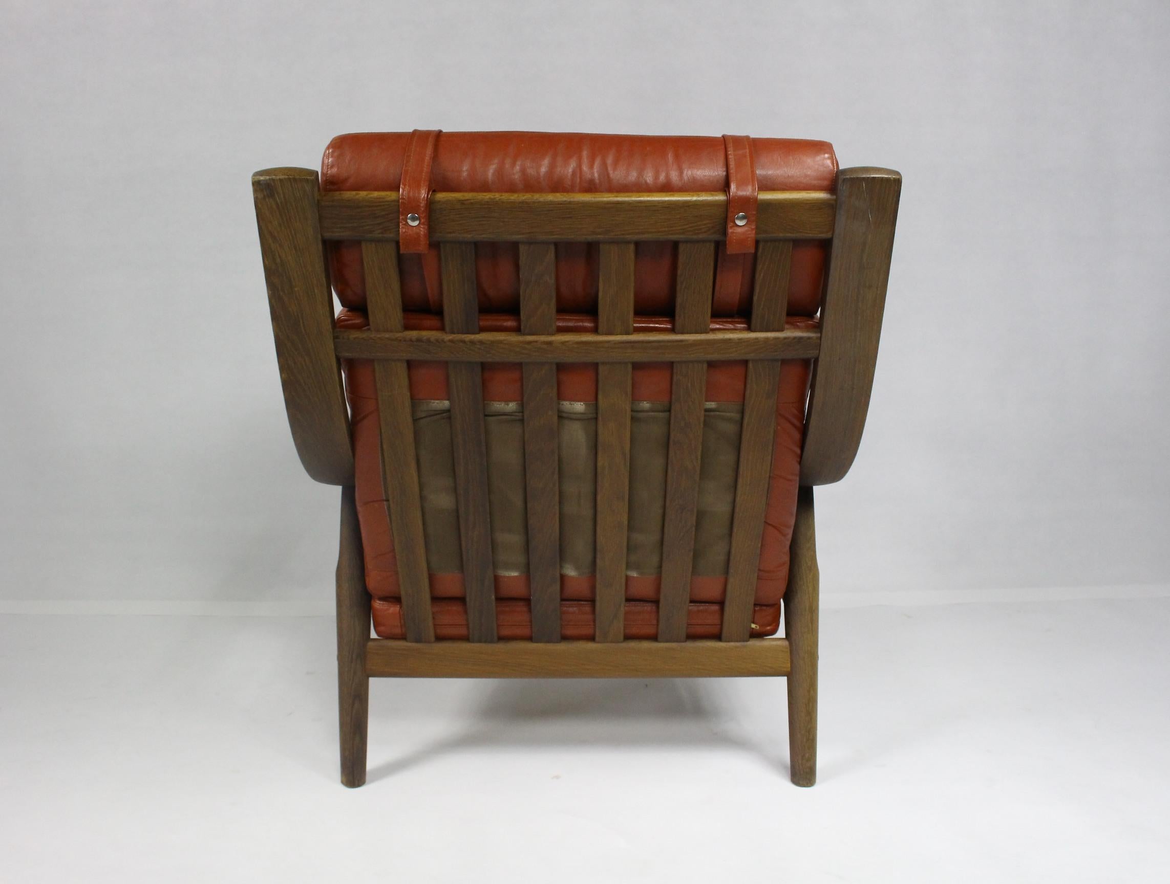 Hans Wegner Leather Armchair for Getama - 1970s For Sale 4
