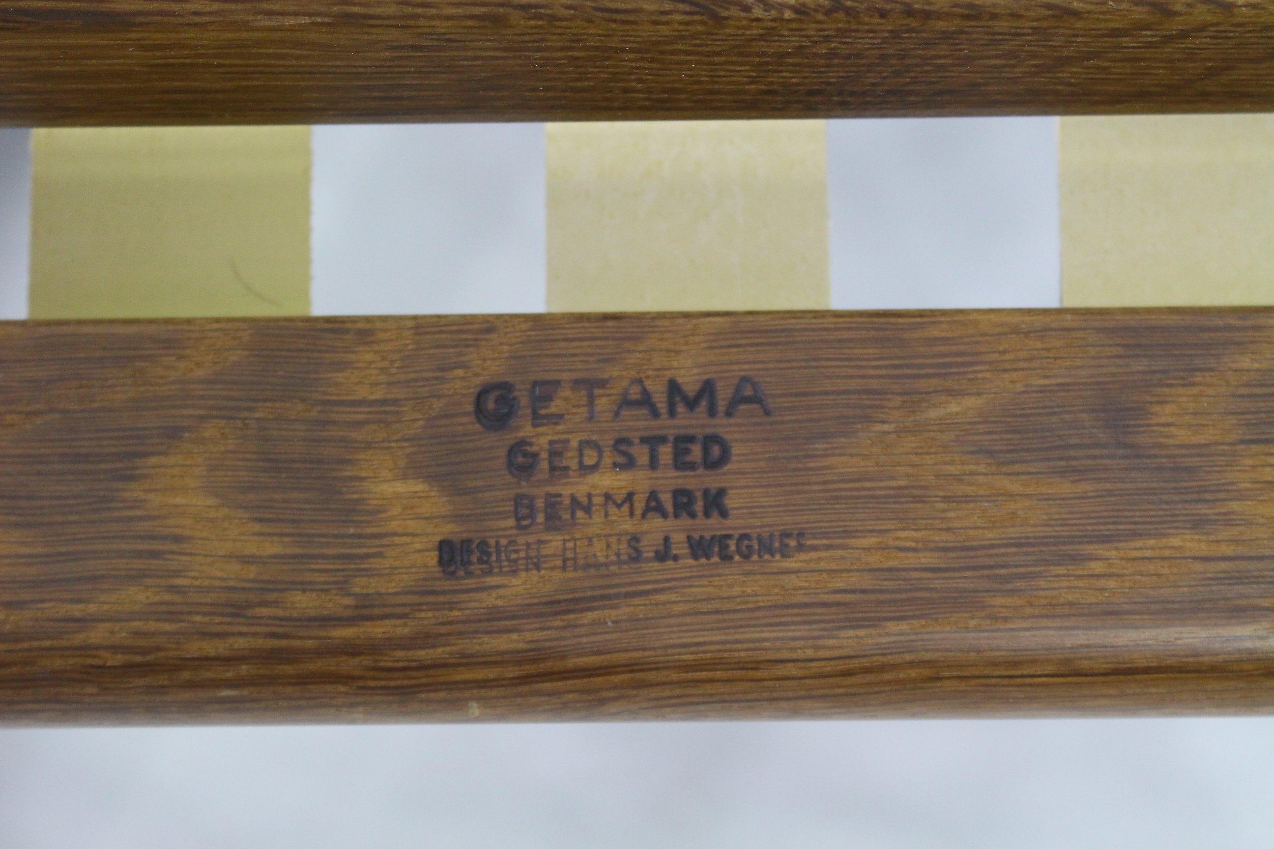 Hans Wegner Leather Armchair for Getama - 1970s For Sale 9