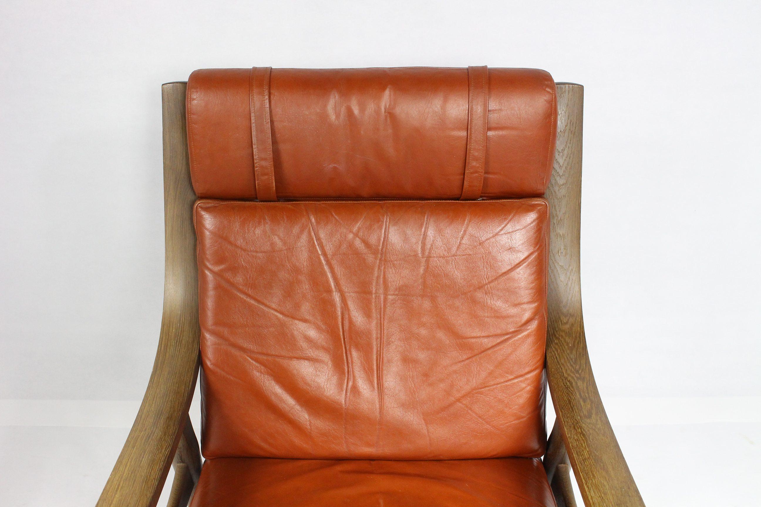 20th Century Hans Wegner Leather Armchair for Getama - 1970s For Sale