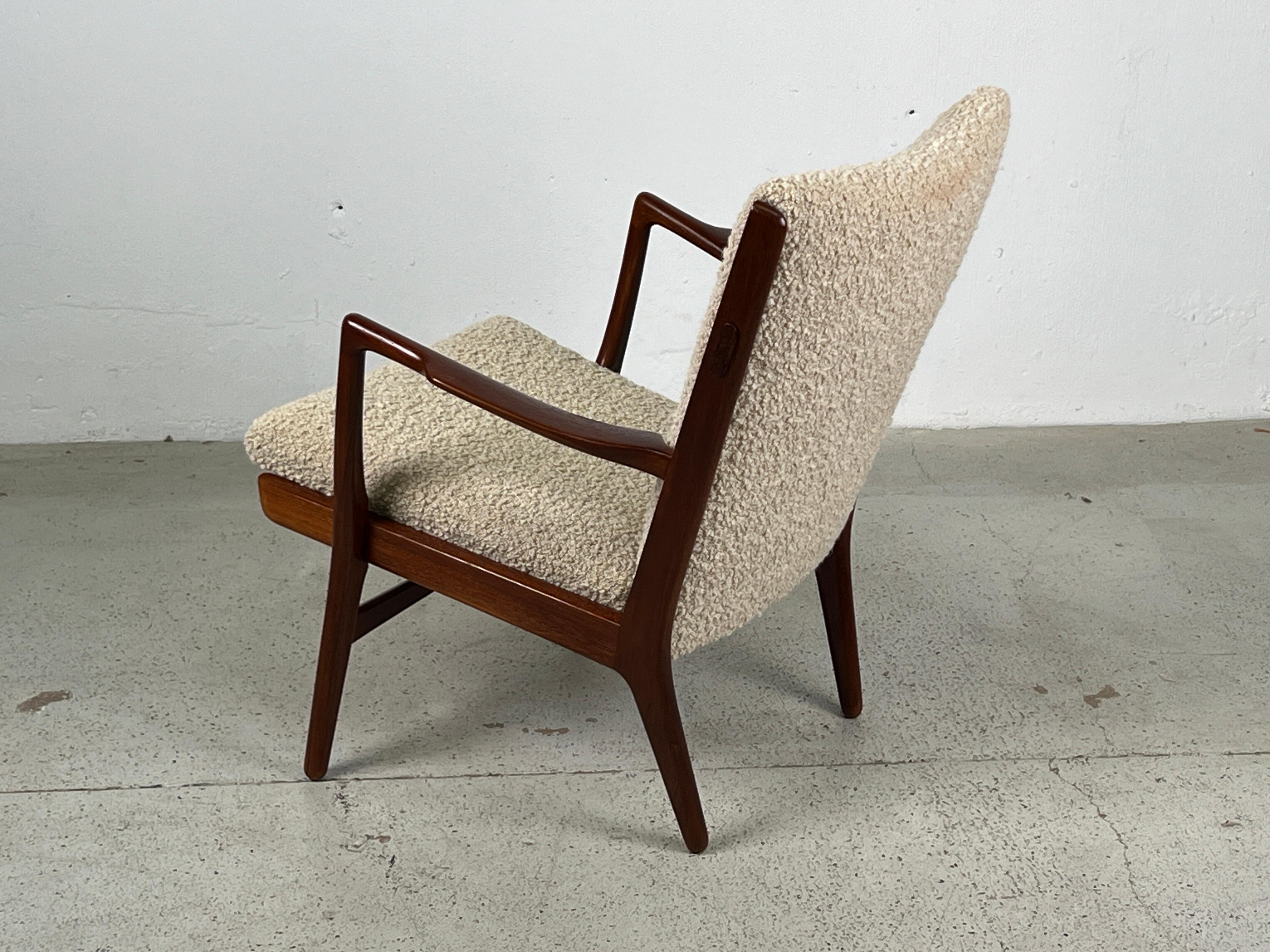 Mid-20th Century Hans Wegner Lounge Chair AP-16 by AP-Stolen  For Sale
