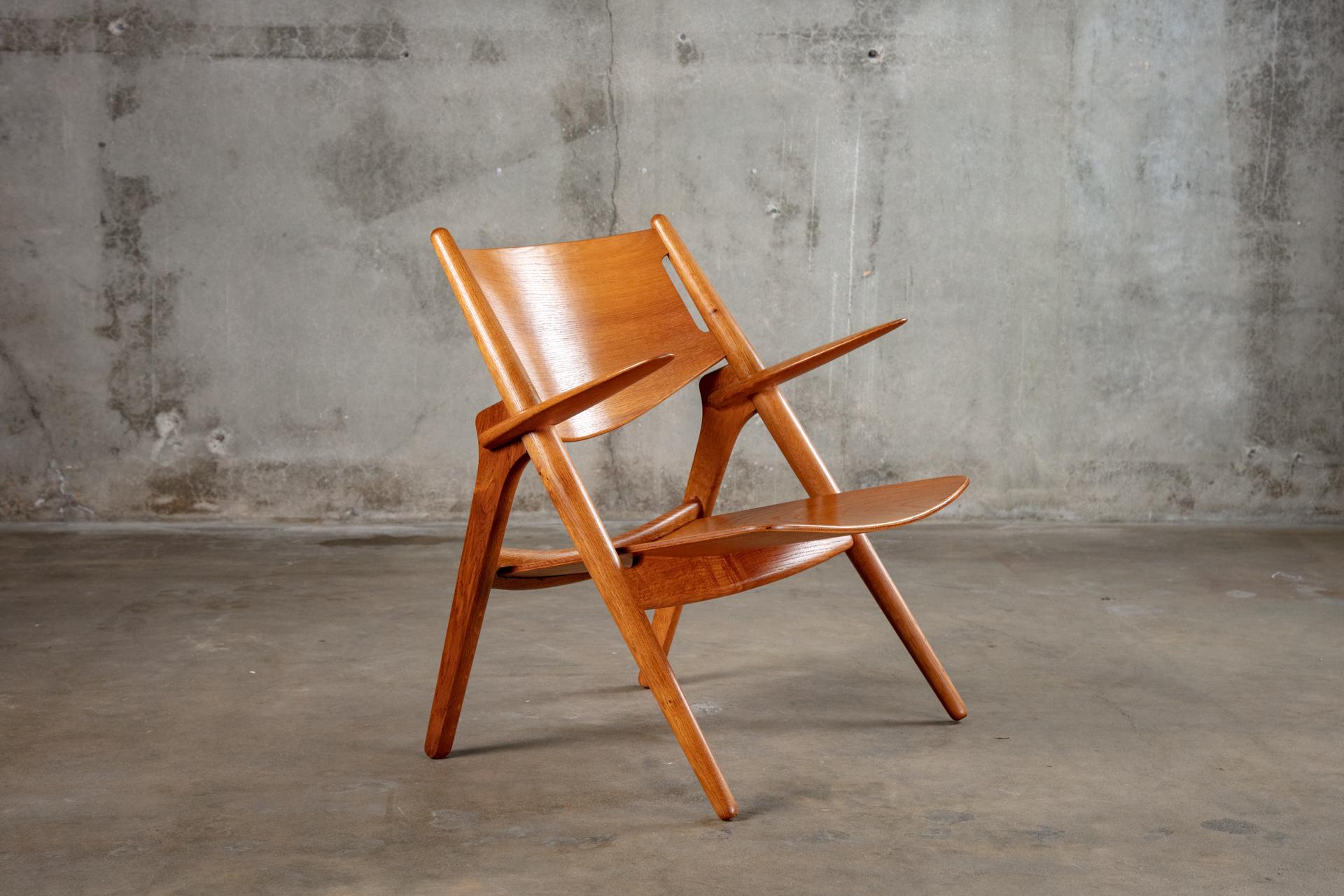 Mid-Century Modern Hans Wegner Lounge Chair