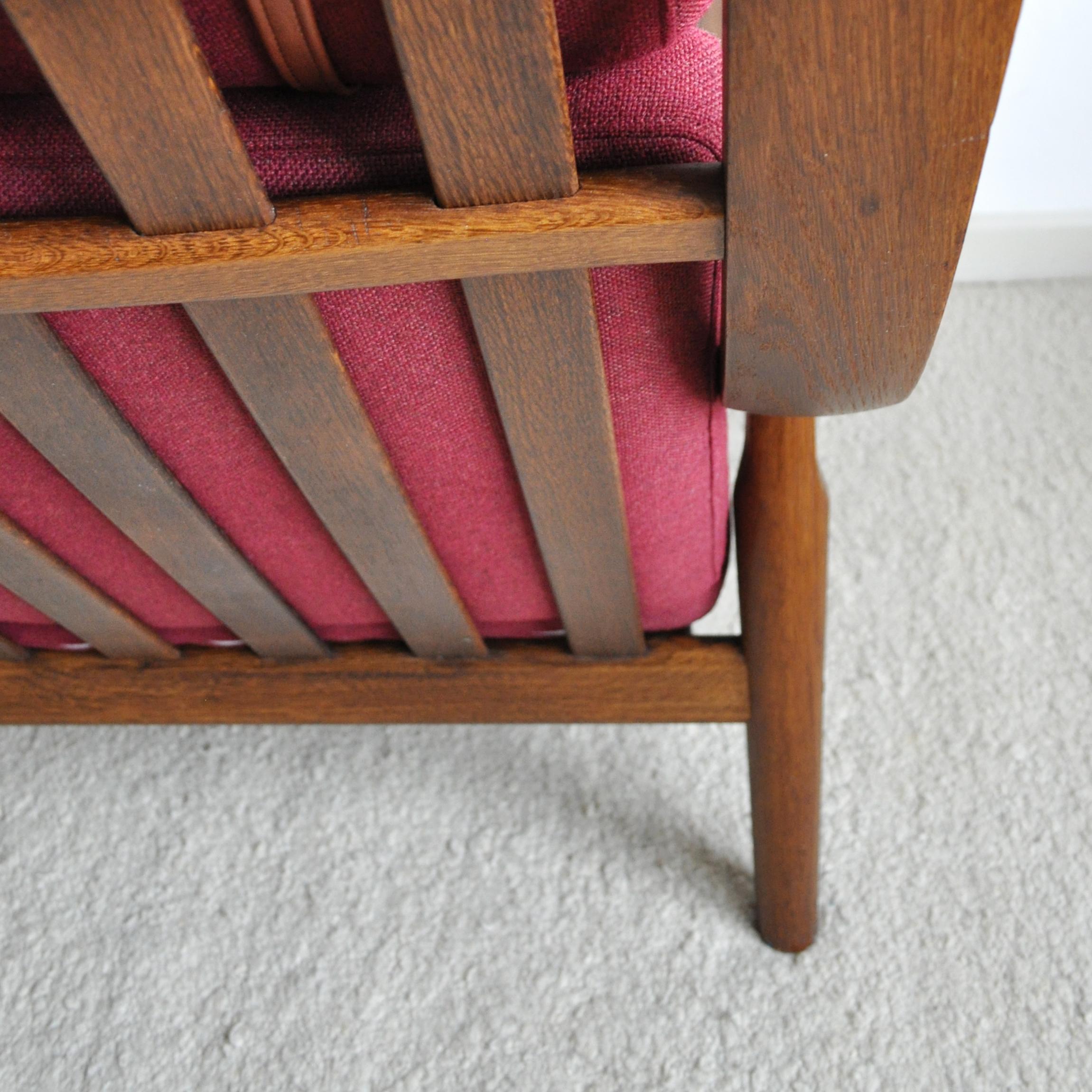 Hans Wegner Lounge Chair in Stained Oak, GETAMA, Denmark, 1970s 1