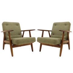 Hans Wegner Lounge Chairs, Model GE-240