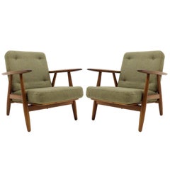 Hans Wegner Lounge Chairs, Model GE-240