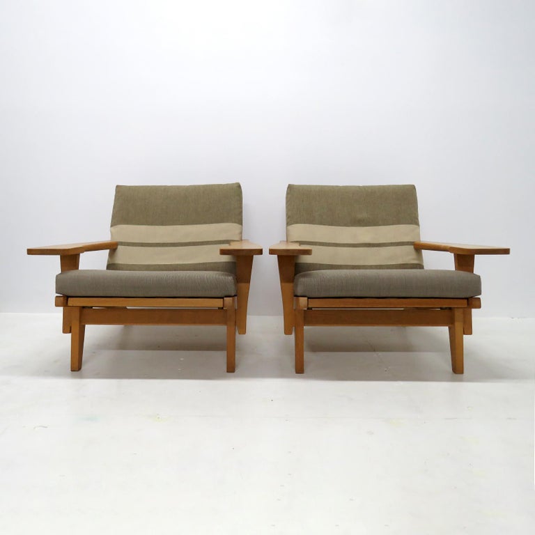 Danish Hans Wegner Lounge Chairs, Model GE-370, 1970 For Sale