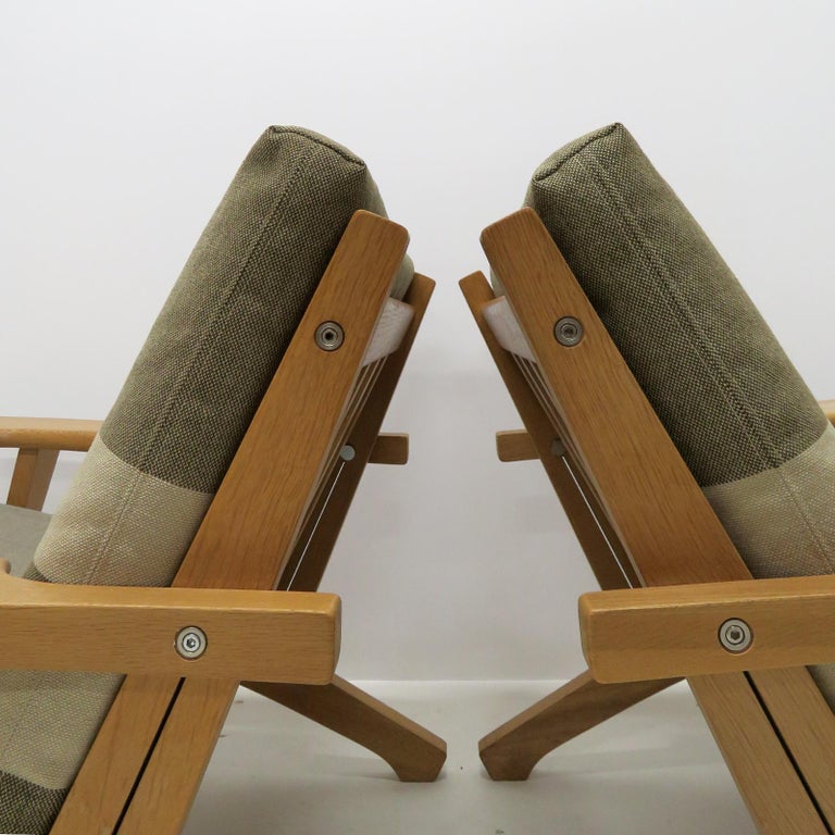 Mid-20th Century Hans Wegner Lounge Chairs, Model GE-370, 1970 For Sale