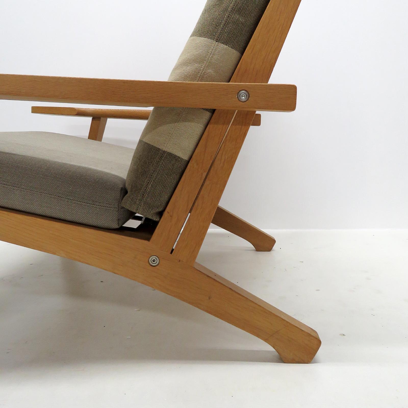 Oak Hans Wegner Lounge Chairs, Model GE-370, 1970