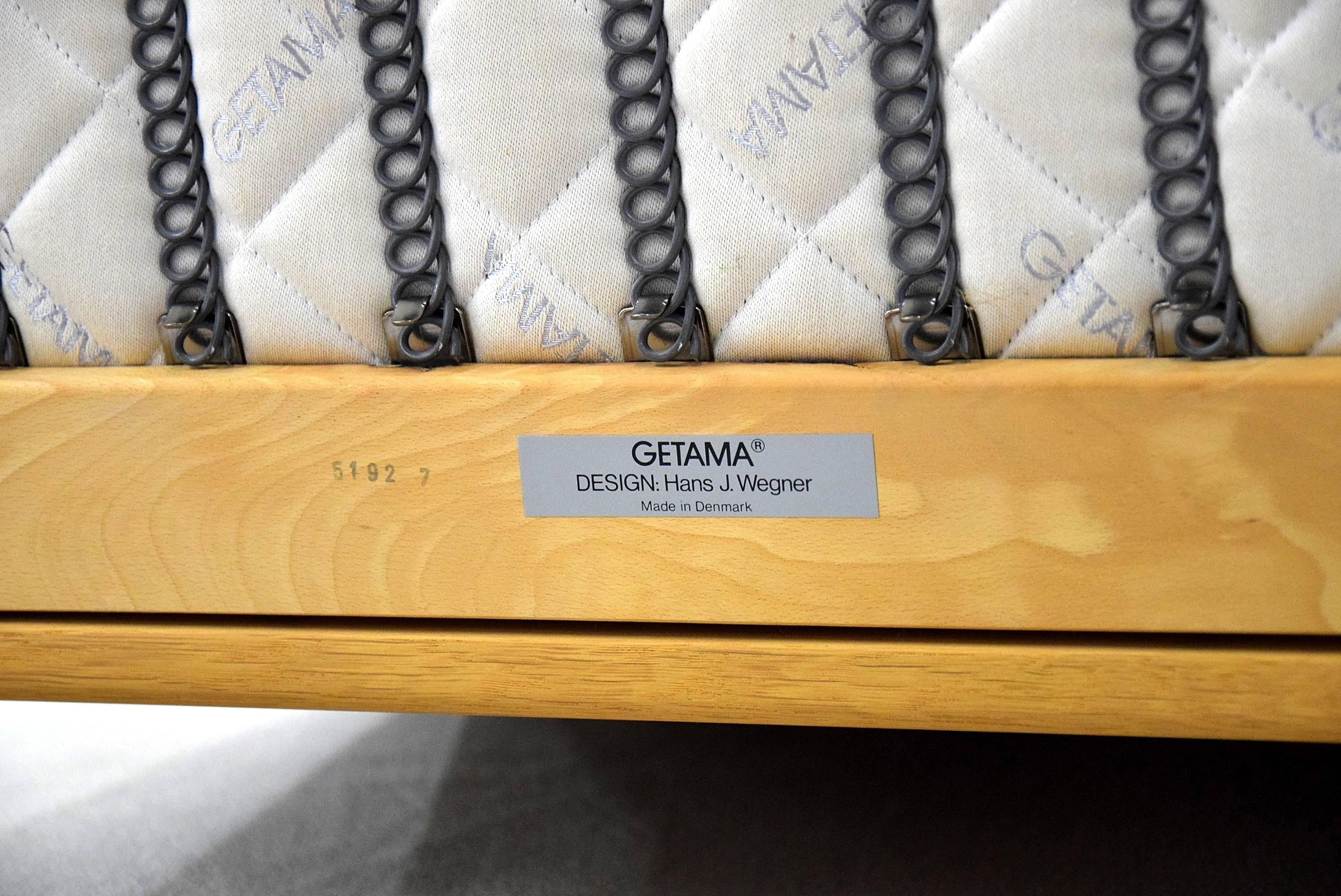 Hans Wegner Mid-Century Modern Brown Danish Oak Lounge Chair For Sale 5