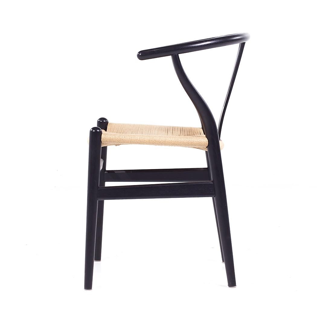 Hans Wegner Mid Century Wishbone Chairs - Set of 4 For Sale 2