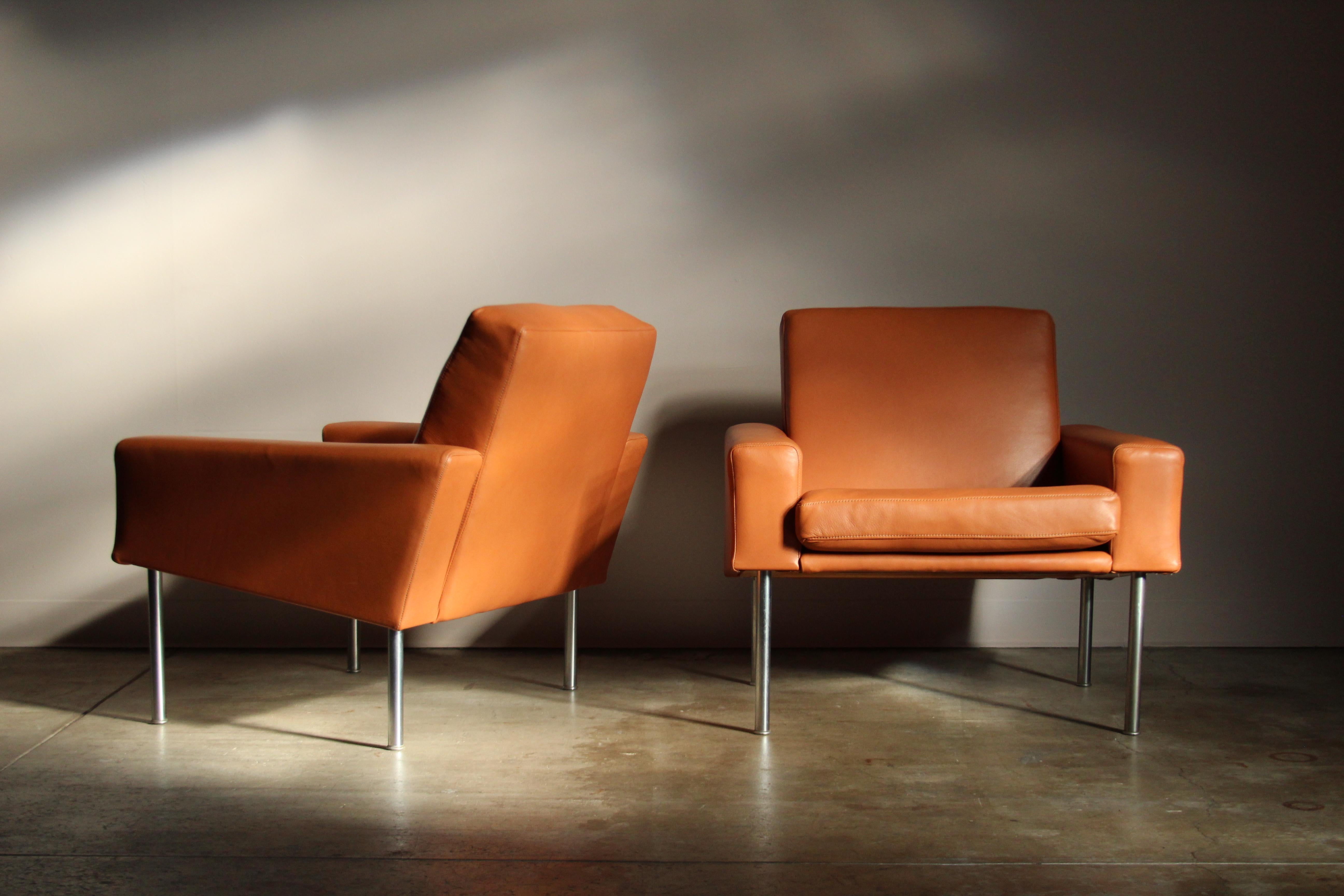 Sillas de salón Hans Wegner Modelo 'AP34' para Johannes Hansen, años 60 Acero en venta
