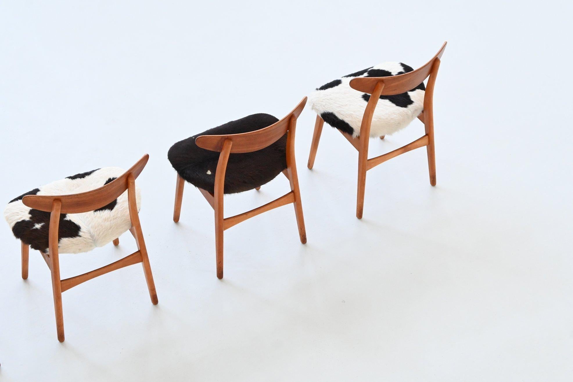 Hans Wegner Modell CH30 Esszimmerstühle in Cowskin Carl Hansen, Dänemark 1952 im Angebot 3