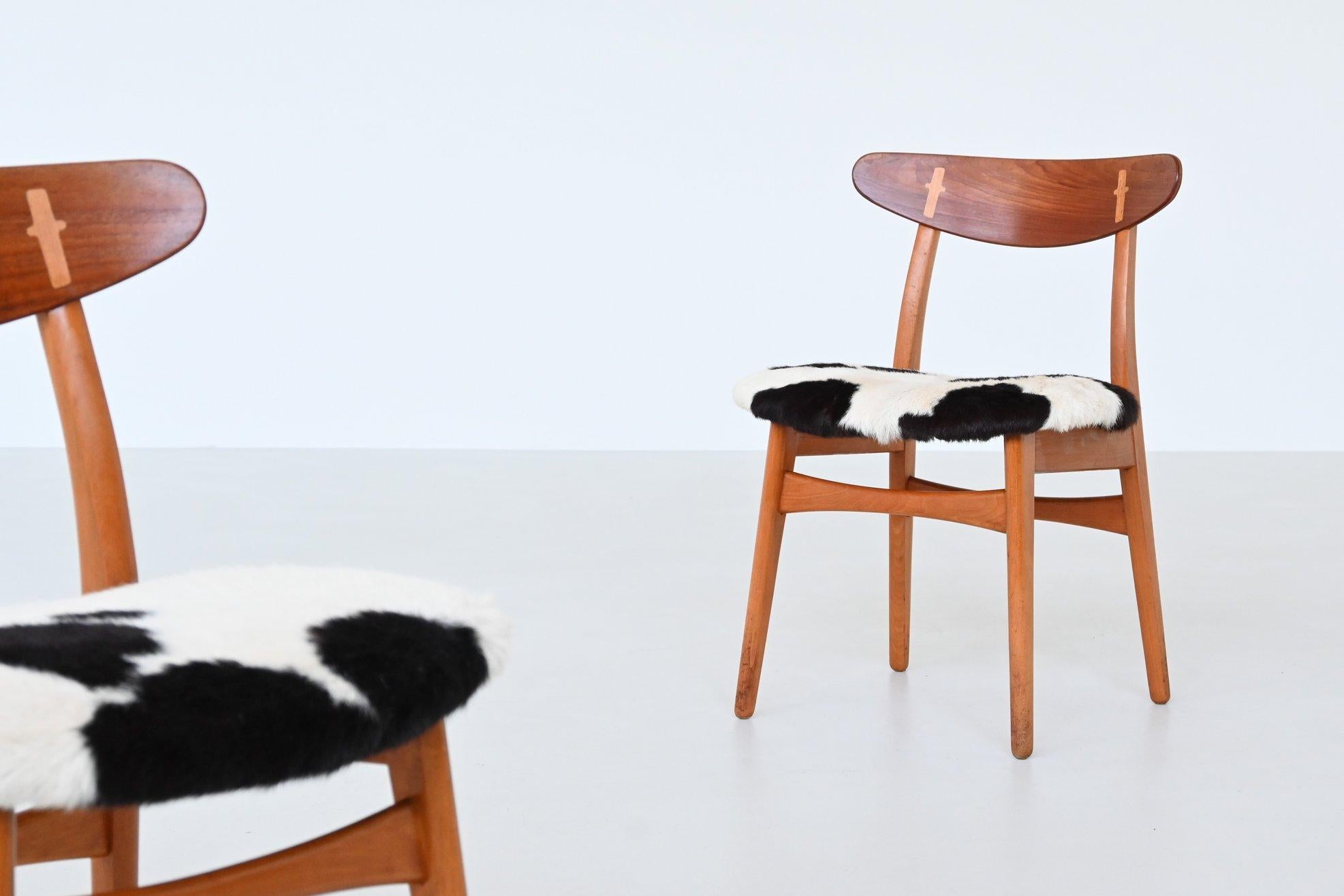 Hans Wegner Modell CH30 Esszimmerstühle in Cowskin Carl Hansen, Dänemark 1952 im Angebot 4