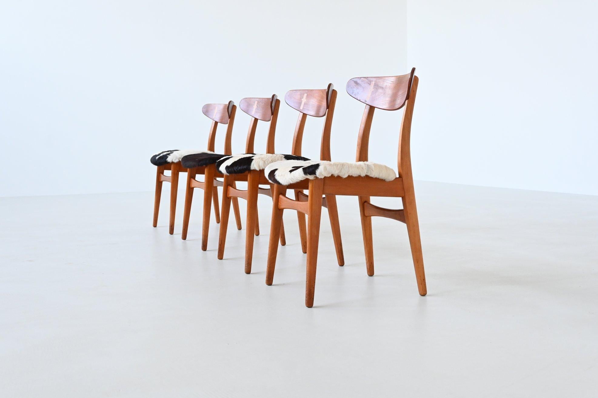 Hans Wegner Modell CH30 Esszimmerstühle in Cowskin Carl Hansen, Dänemark 1952 (Skandinavische Moderne) im Angebot
