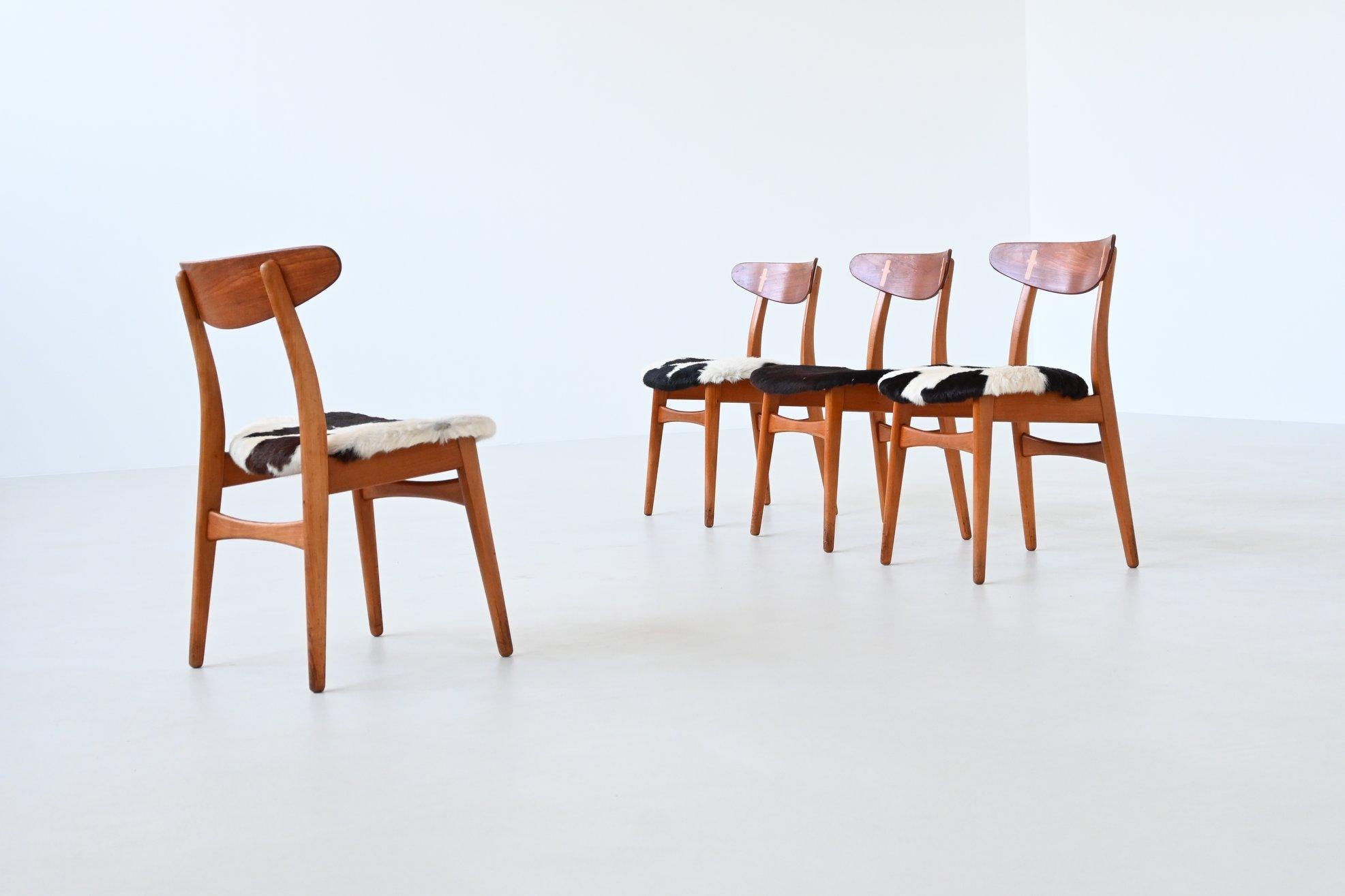 Hans Wegner Modell CH30 Esszimmerstühle in Cowskin Carl Hansen, Dänemark 1952 (Dänisch) im Angebot