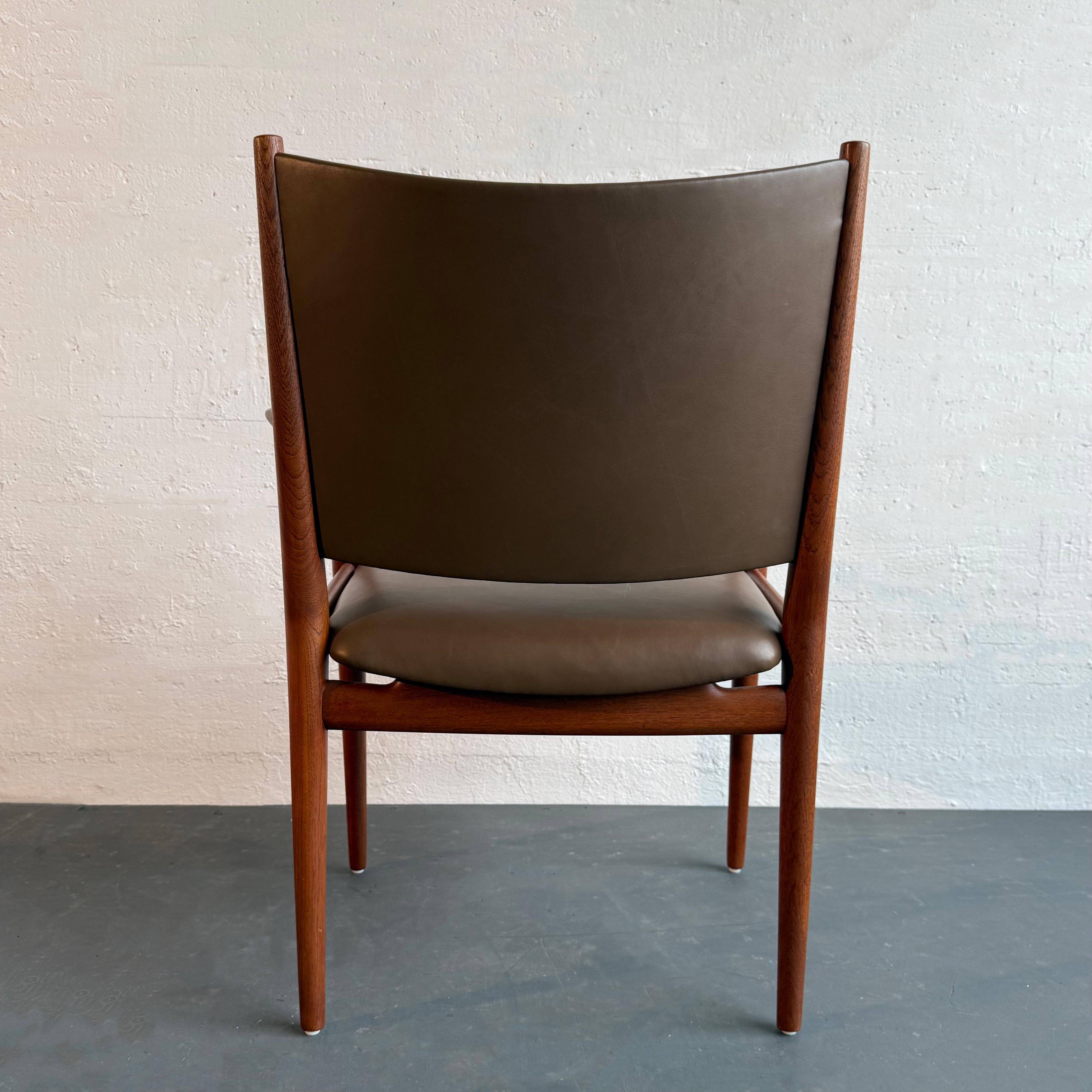 Fauteuil Hans Wegner modèle JH-713 en teck pour Johannes Hansen / Knoll Assoc. Bon état - En vente à Brooklyn, NY