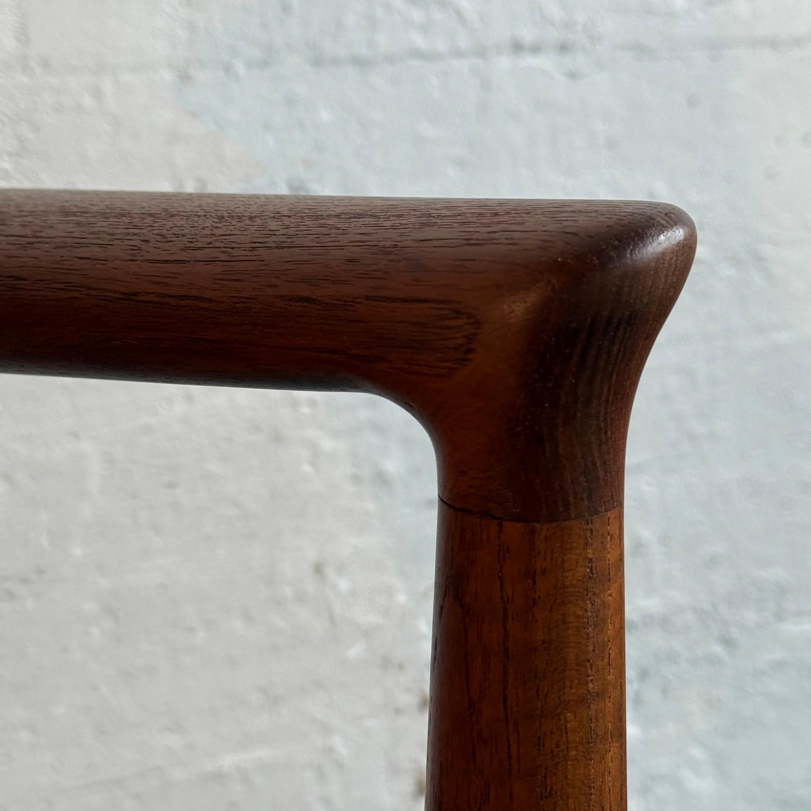 Fauteuil Hans Wegner modèle JH-713 en teck pour Johannes Hansen / Knoll Assoc. en vente 1