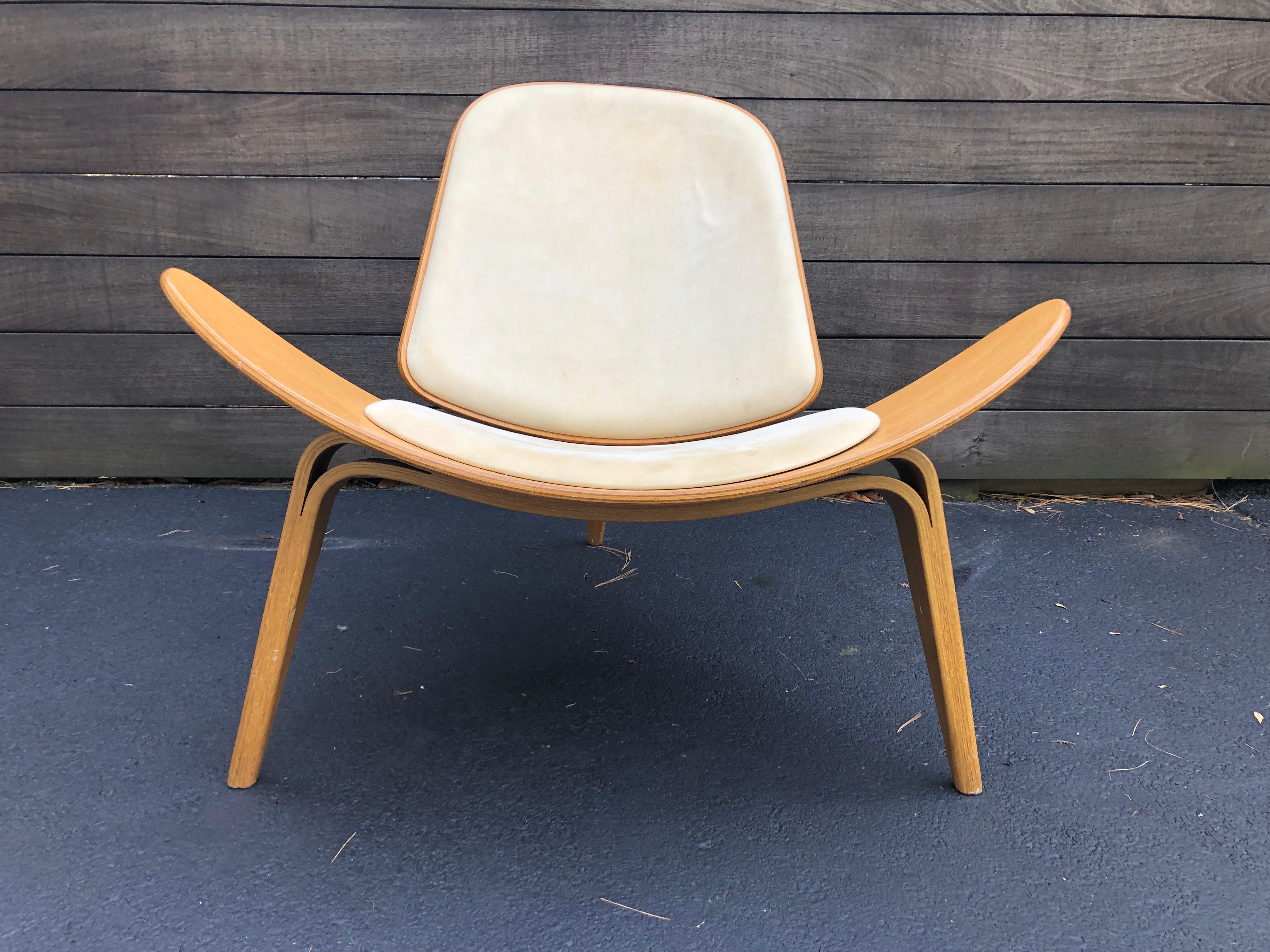 Danish Hans Wegner Molded Walnut Plywood Shell Chair