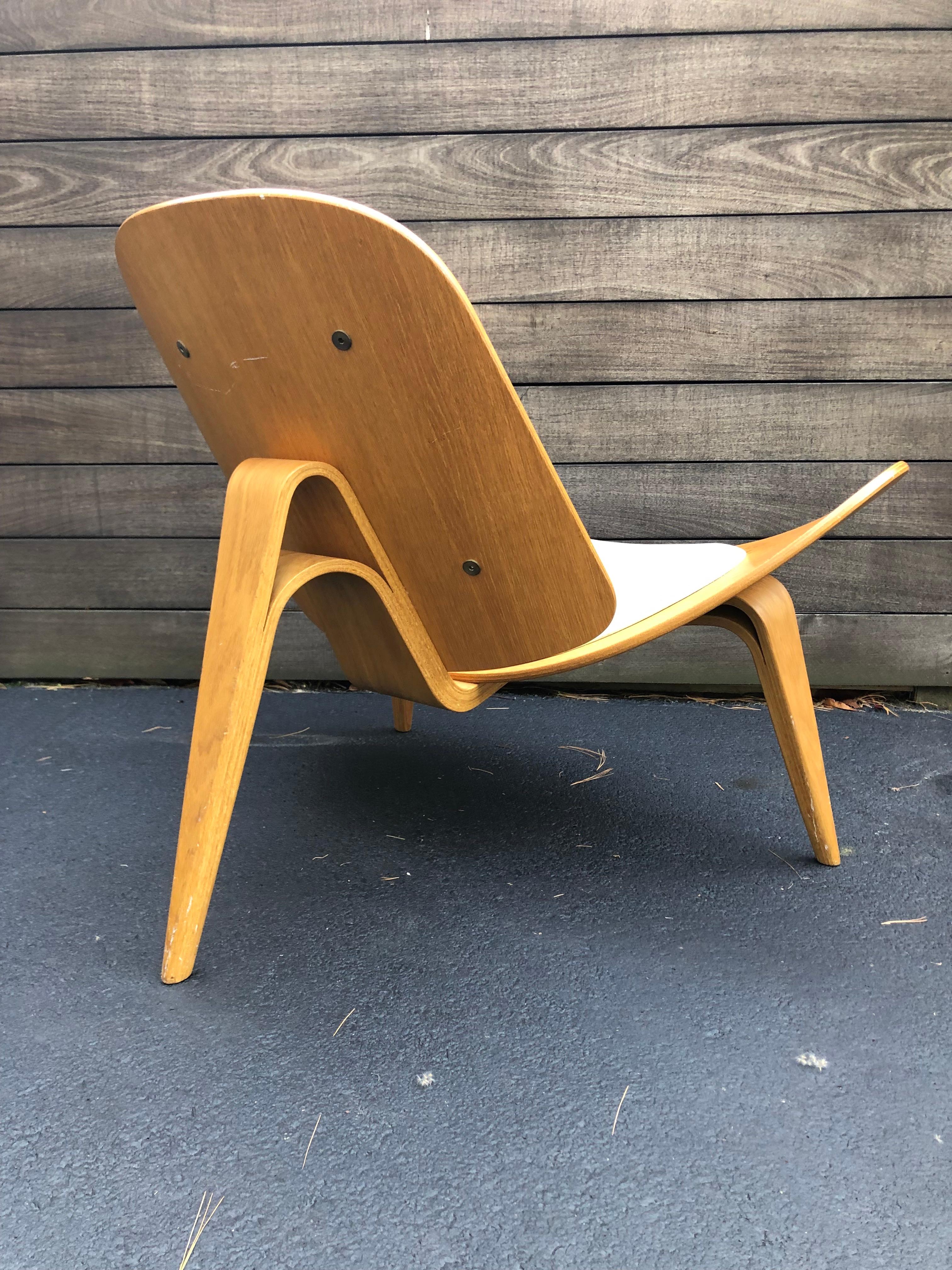 Contemporary Hans Wegner Molded Walnut Plywood Shell Chair