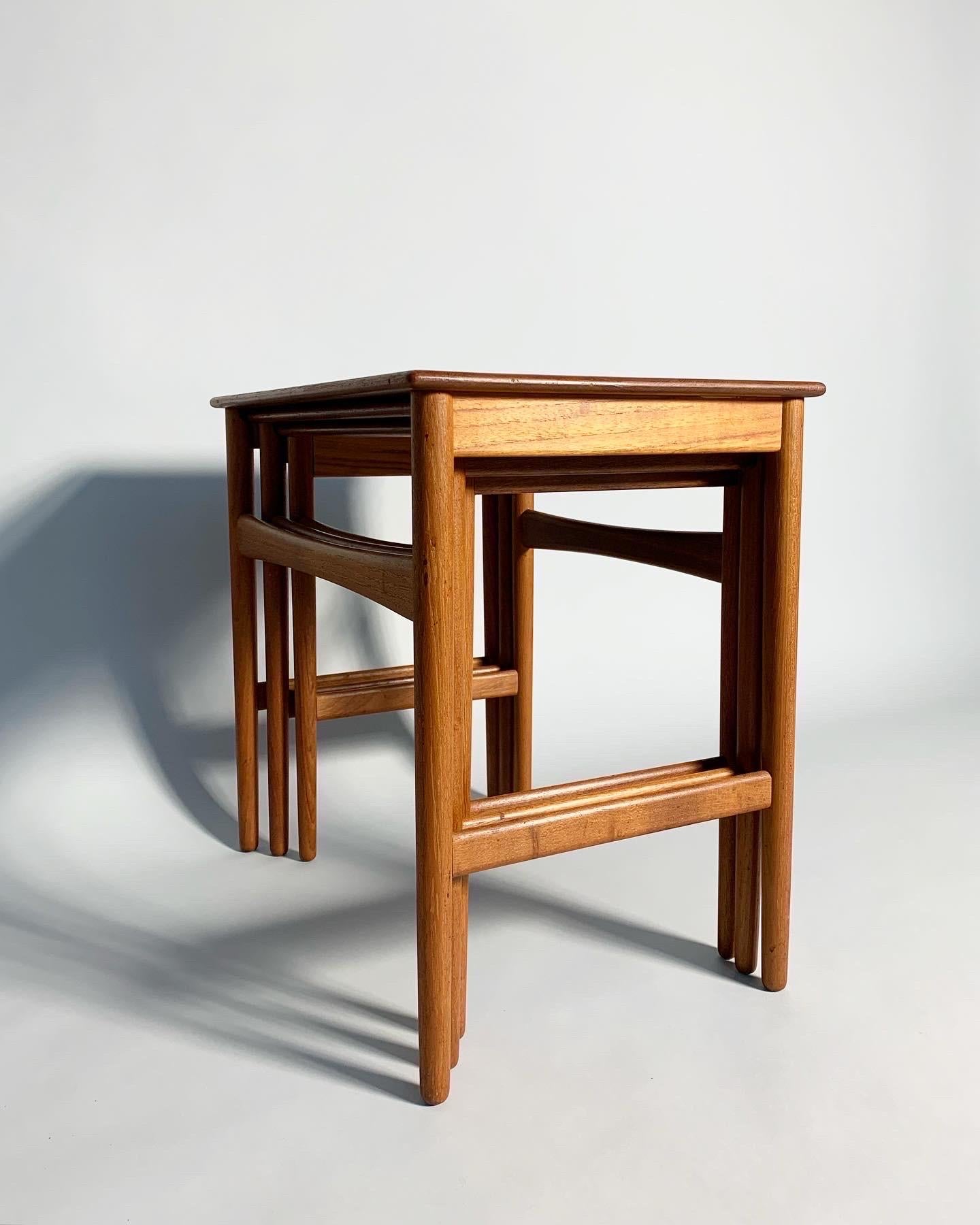 Mid-Century Modern Hans Wegner Nesting Tables Teak Andreas Tuck  AT-40, Denmark, 1950s