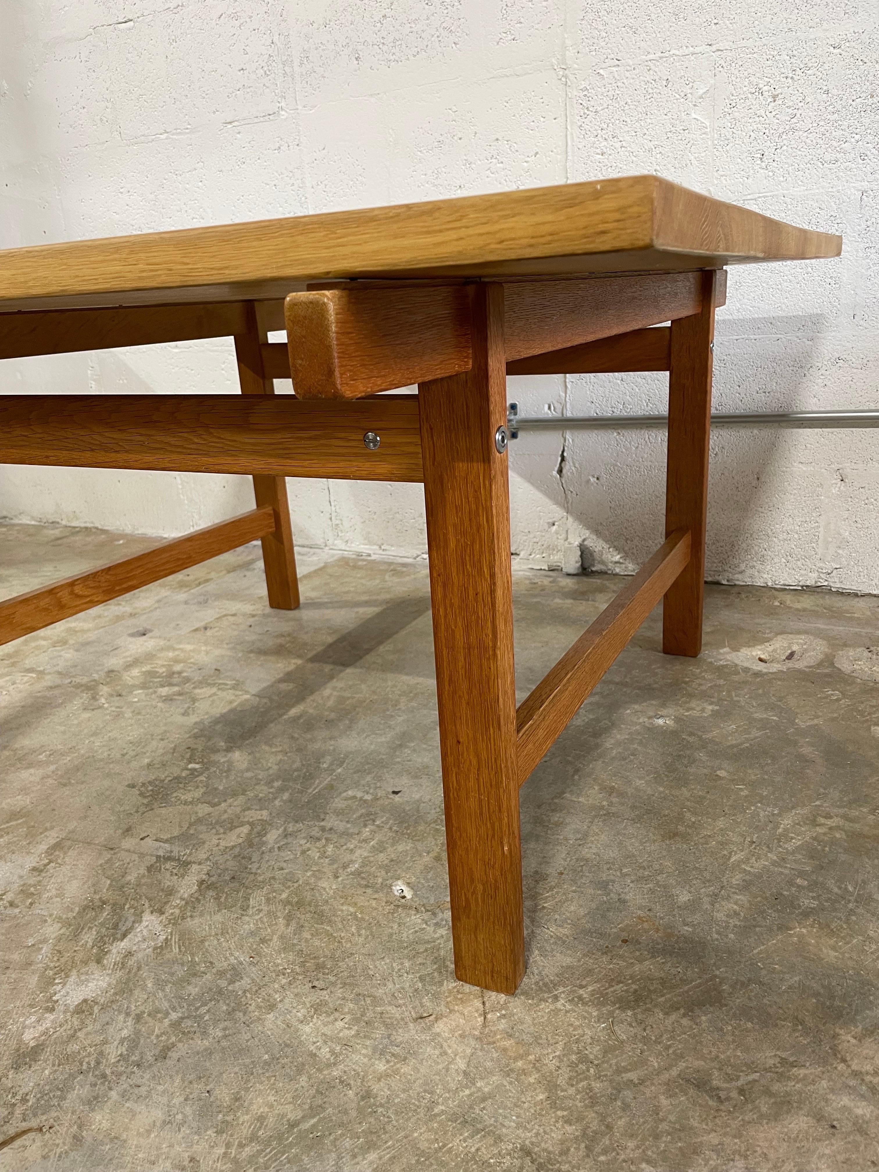 Mid-Century Modern Hans Wegner Oak Danish Modern Coffee Table For Sale