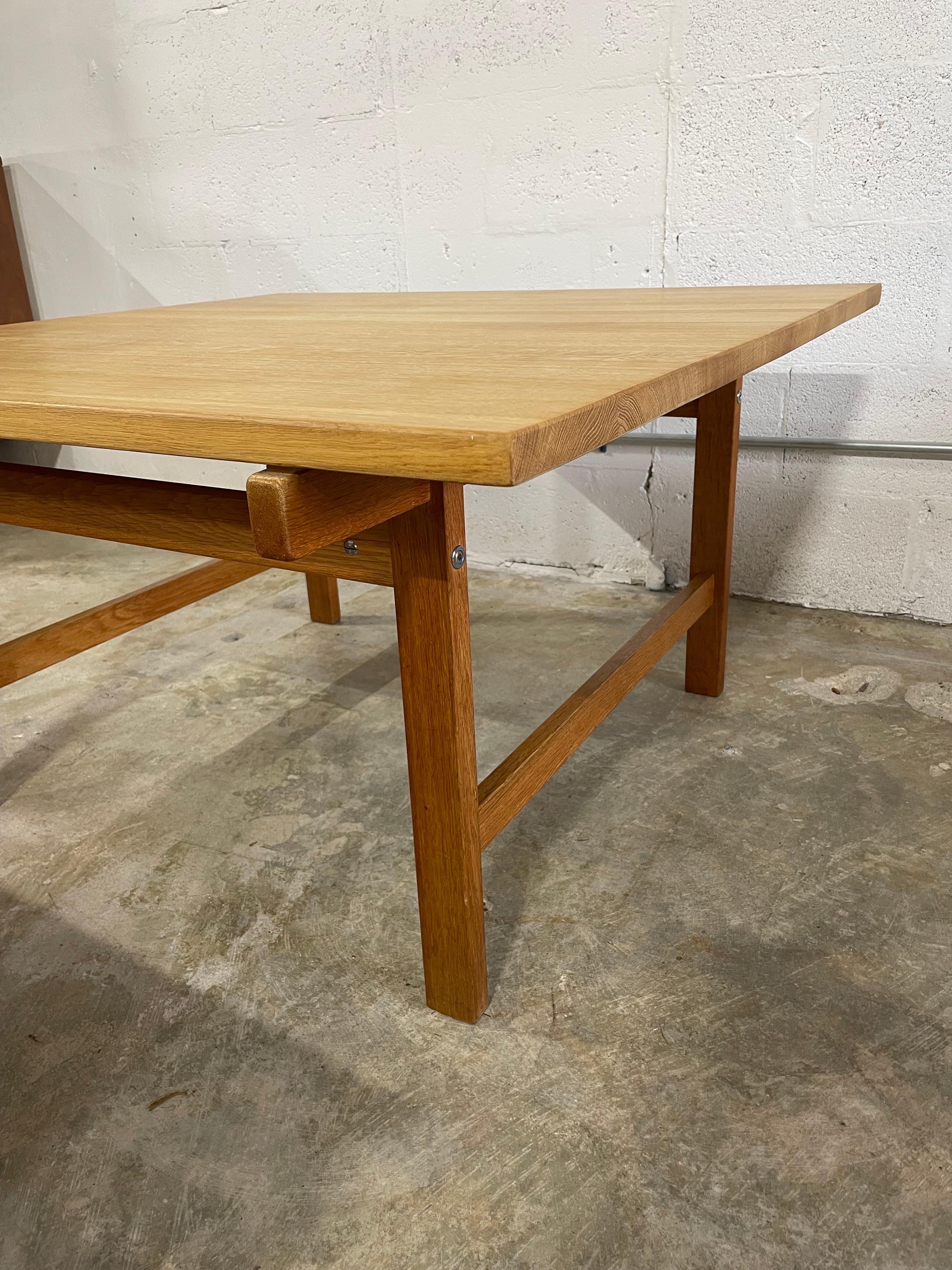Wood Hans Wegner Oak Danish Modern Coffee Table For Sale