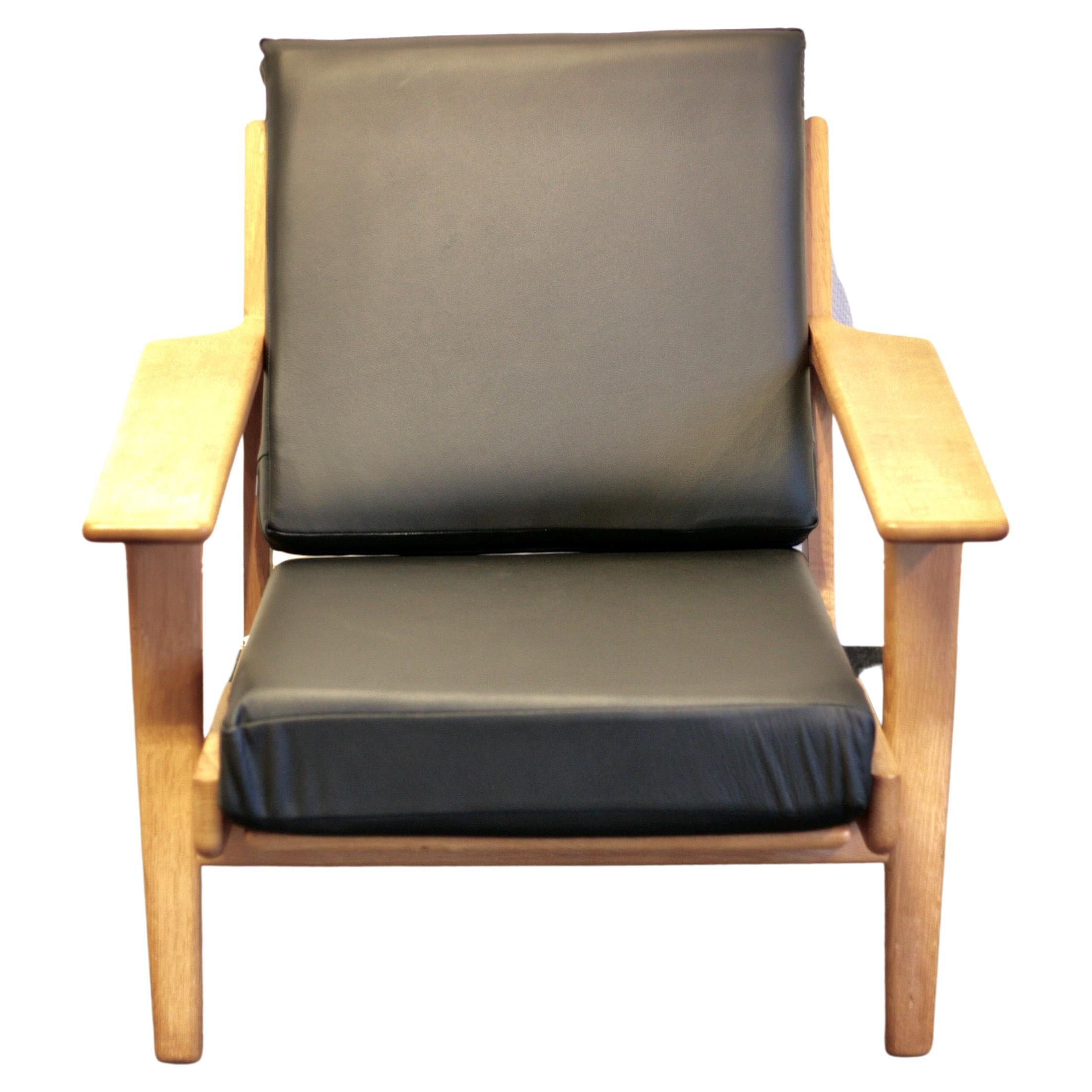Hans Wegner, Oak Lounge Chair GE-290