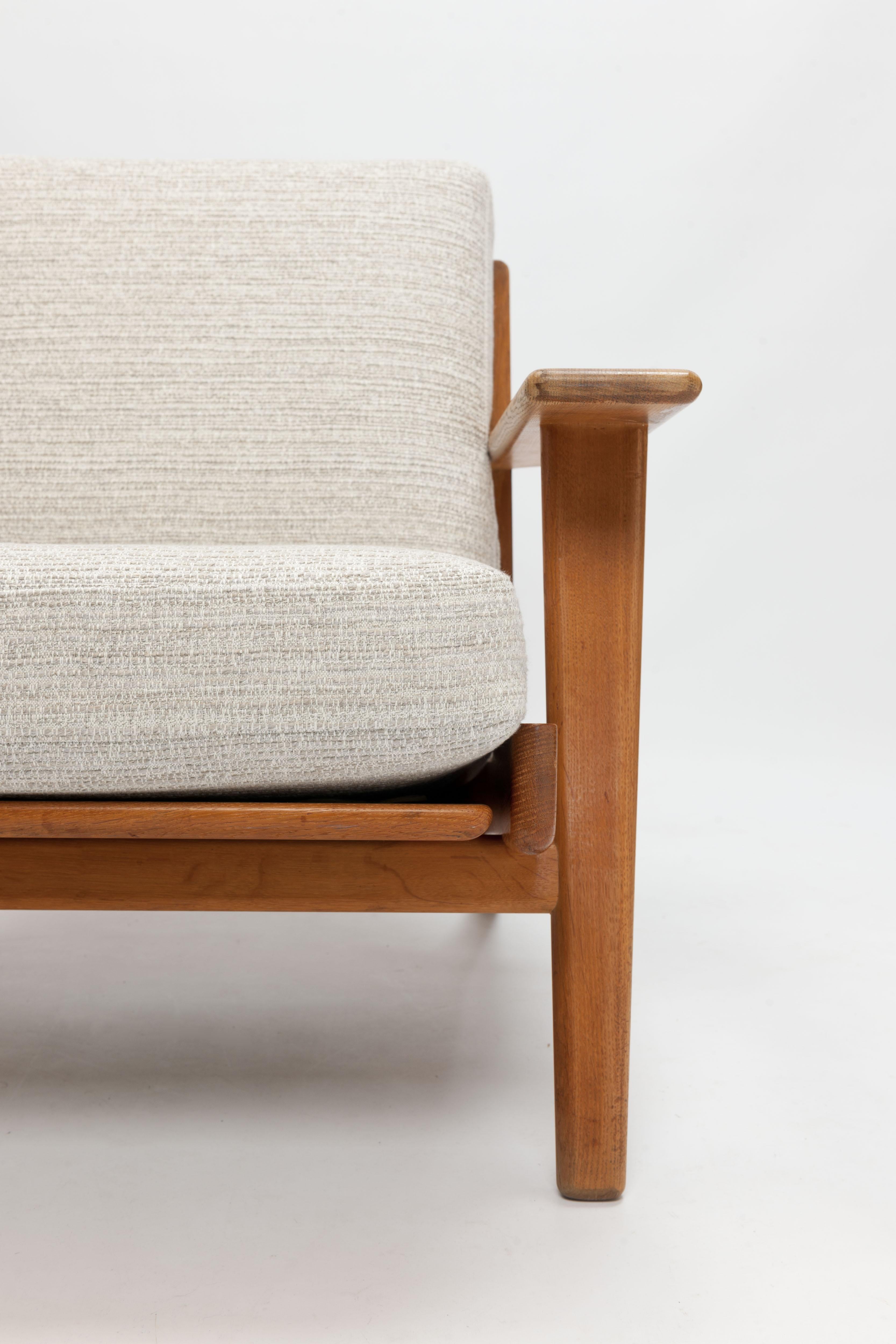 Scandinavian Modern Hans Wegner Oak Lounge Chair GE290 by GETAMA '1 of 3 Chairs'