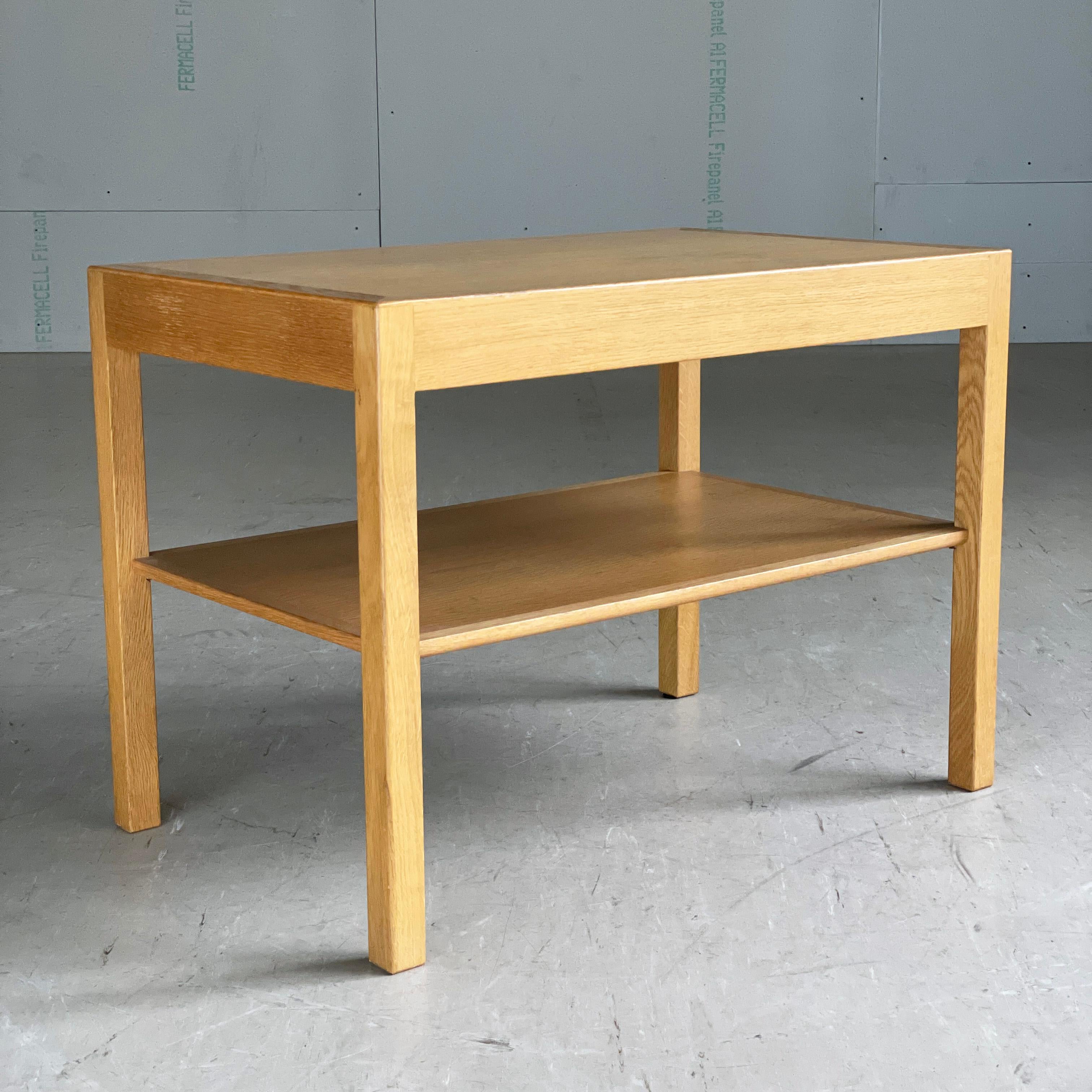 Hans Wegner oak side / coffee table for Andreas Tuck, Denmark For Sale 4