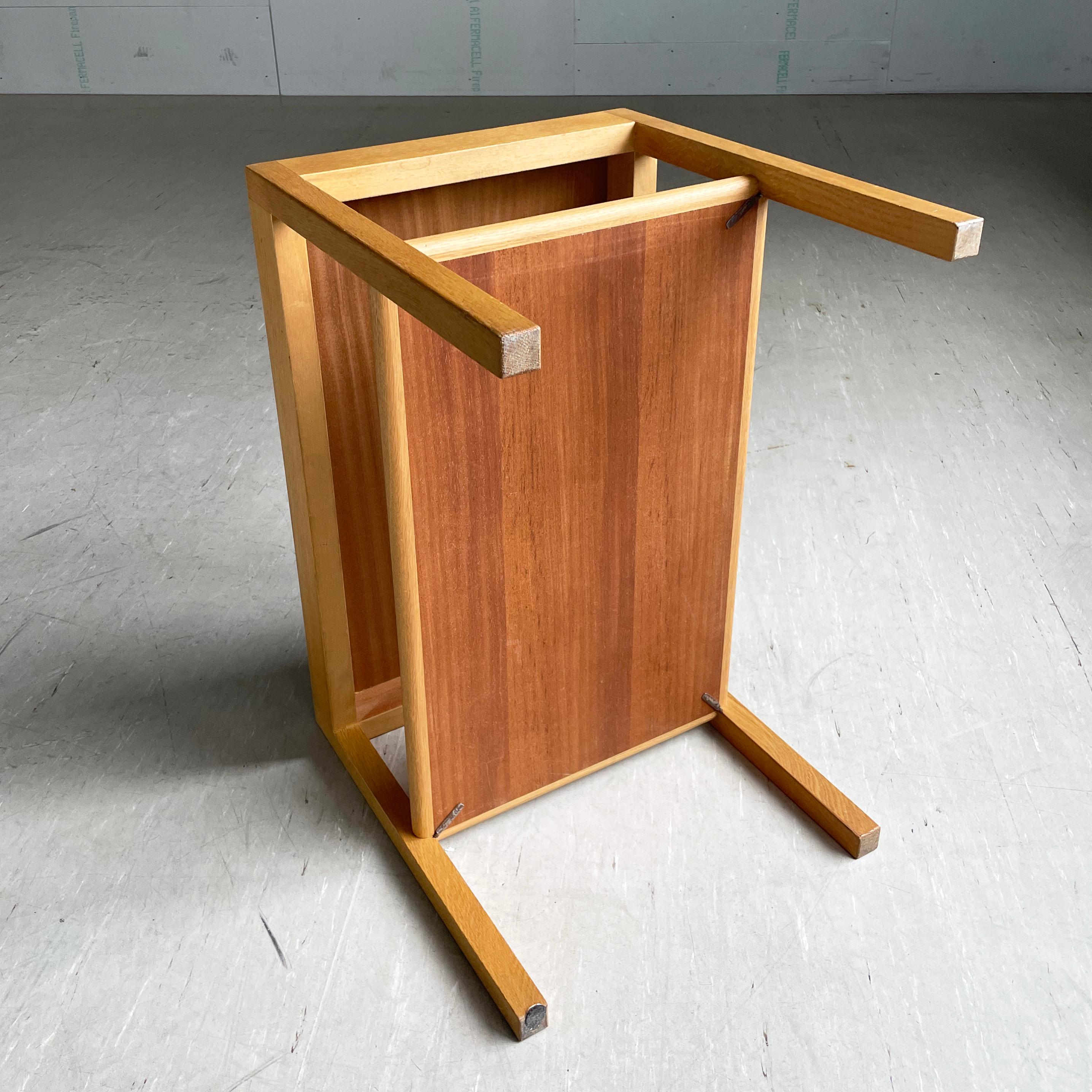 Table d'appoint / table basse en chêne de Hans Wegner pour Andreas Tuck, Danemark en vente 10