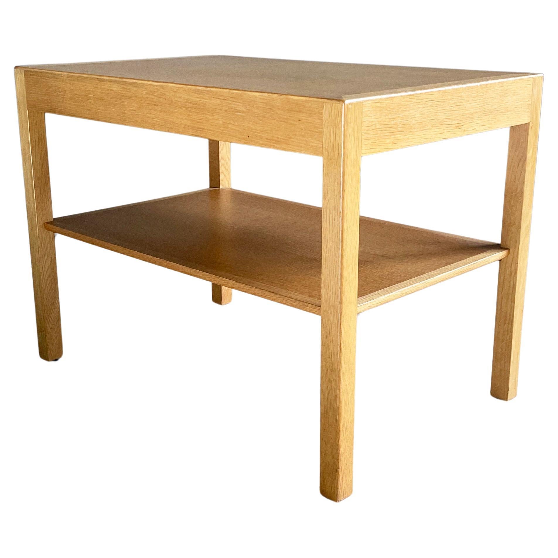 Table d'appoint / table basse en chêne de Hans Wegner pour Andreas Tuck, Danemark en vente