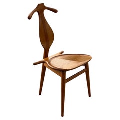 Silla valet vintage Hans Wegner de roble de Johannes Hansen