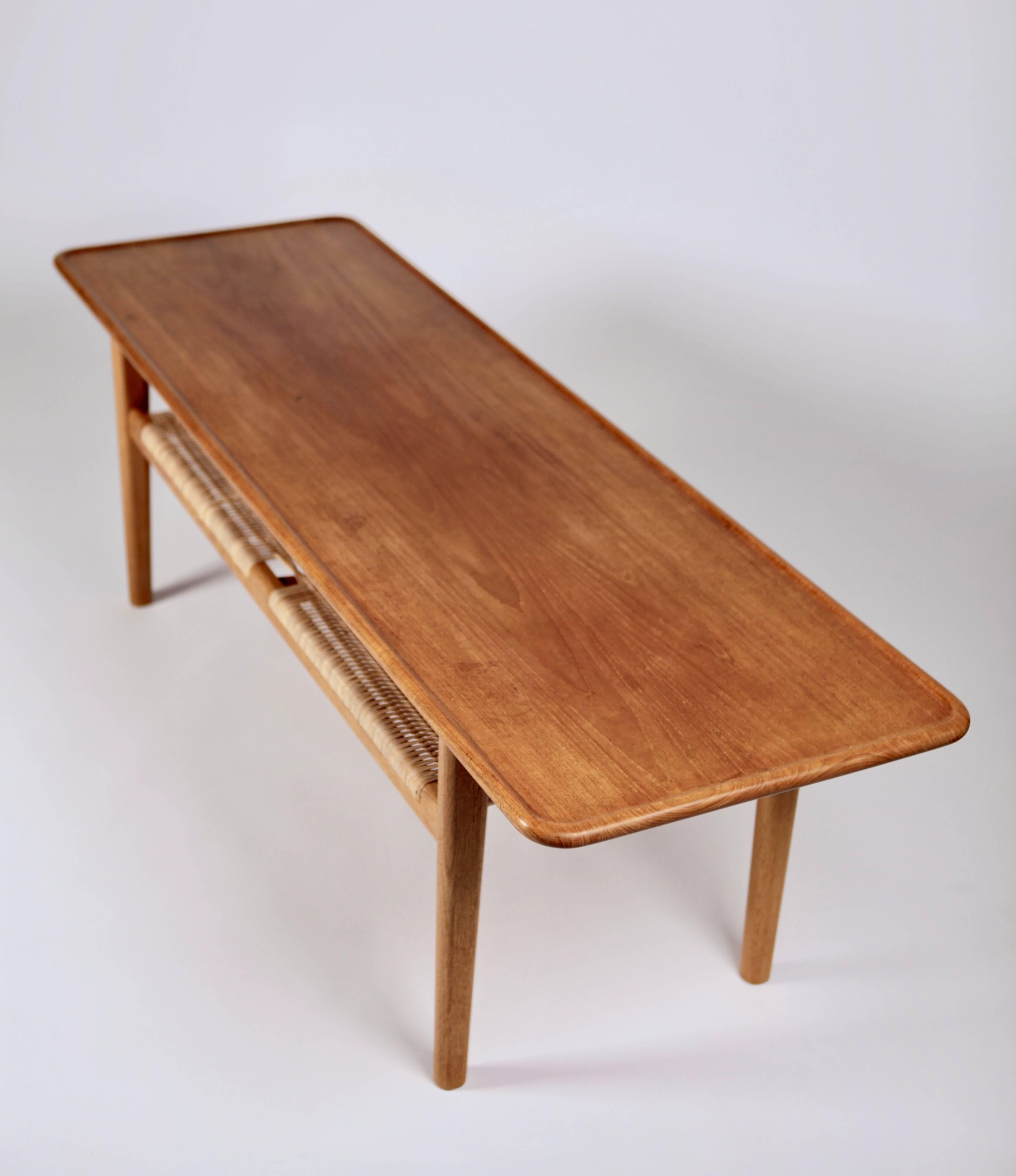 Mid-20th Century Hans Wegner Occasional Table AT-10 by Andreas Tuck, 1950s