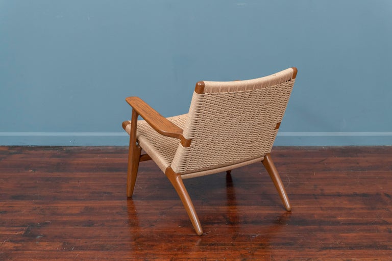 Hans Wegner Original CH-25 Lounge Chair In Good Condition For Sale In San Francisco, CA